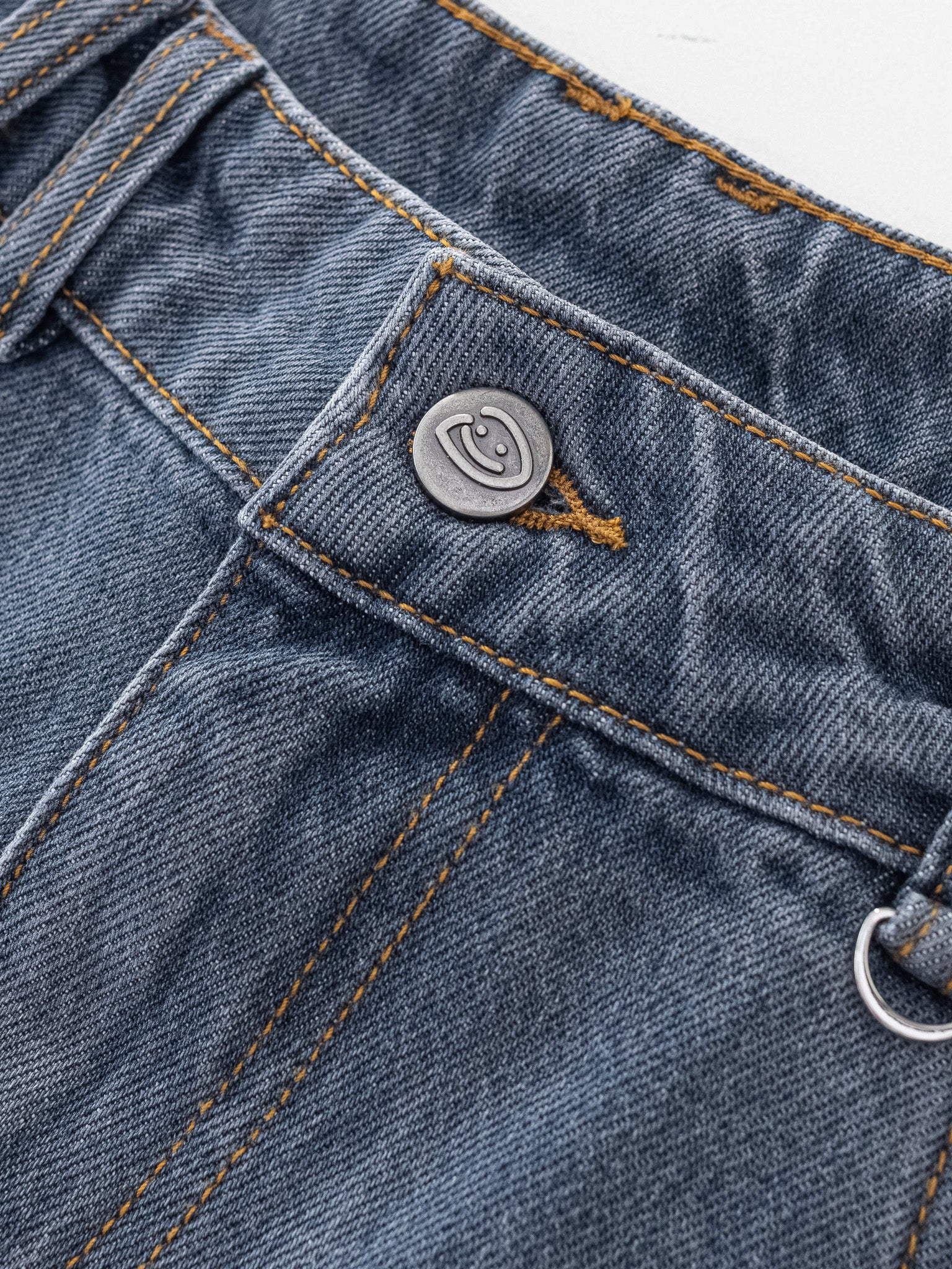 GHOST DENIM - MID BLUE