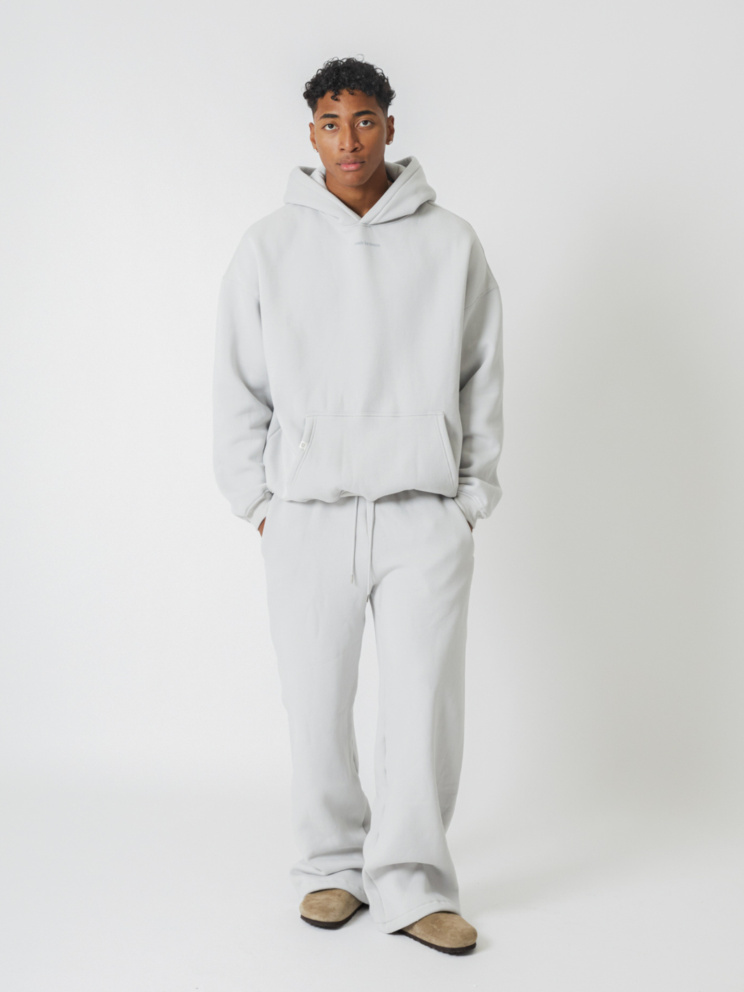 SMILEY LOGO HOODIE - LIGHT GREY