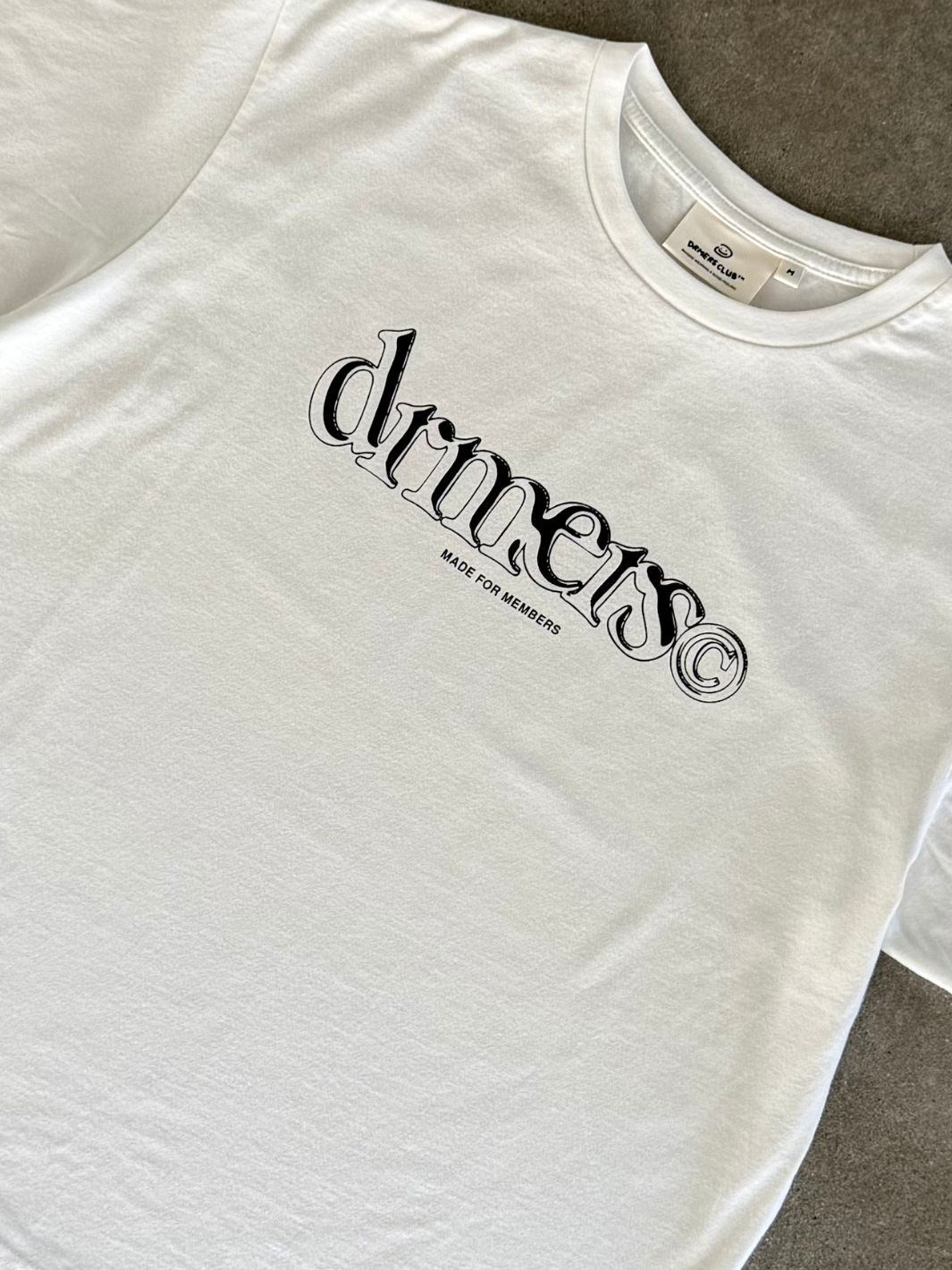 HOLLOW DRMERS TEE - WHITE