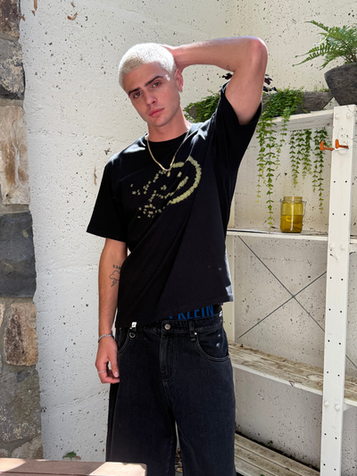 FADED STARS SMILEY TEE - BLACK