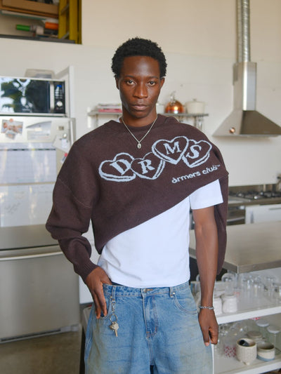 HEART KNIT SWEATER - DARK BROWN
