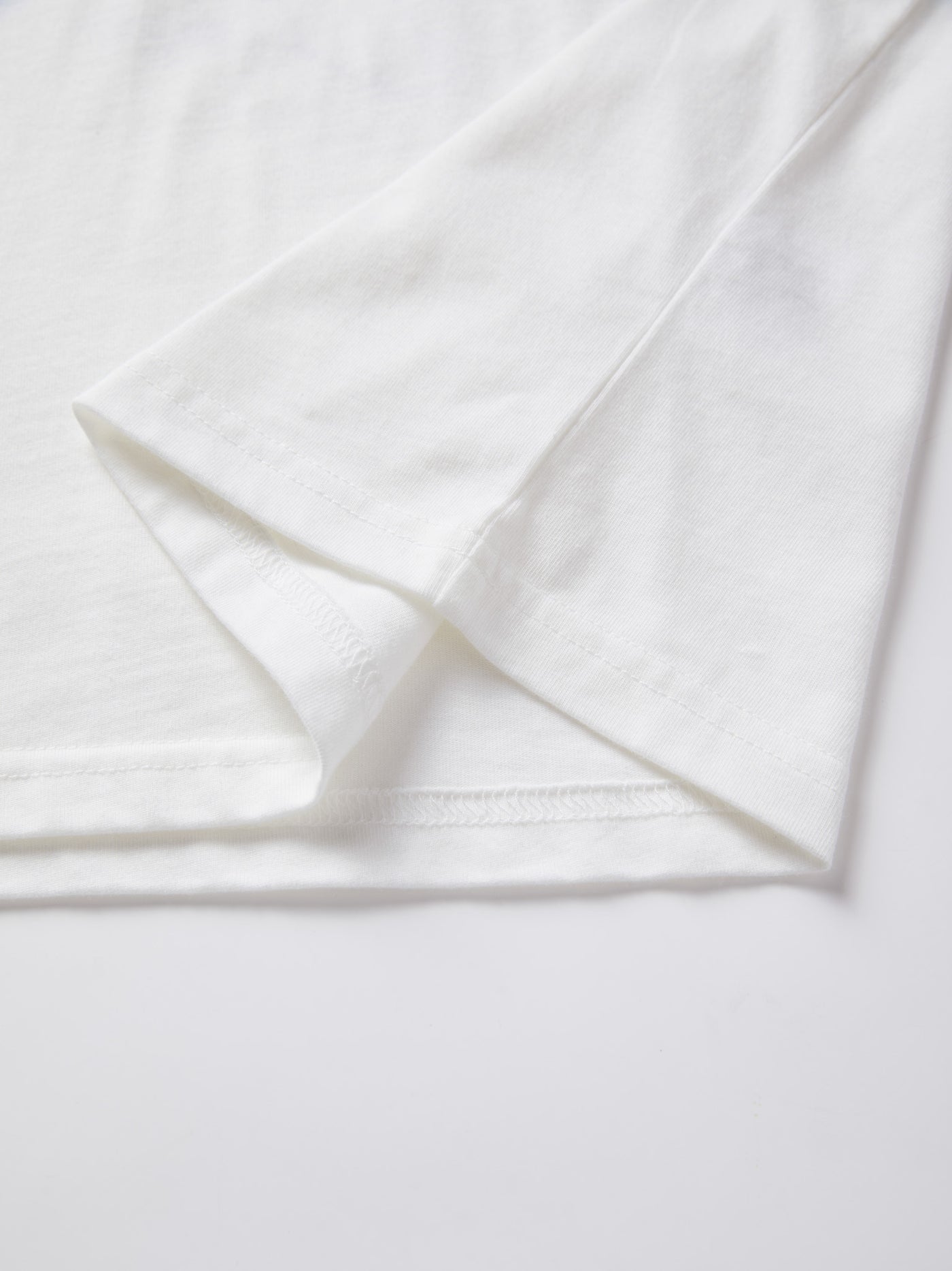 PROPERTY CARDS TEE - WHITE