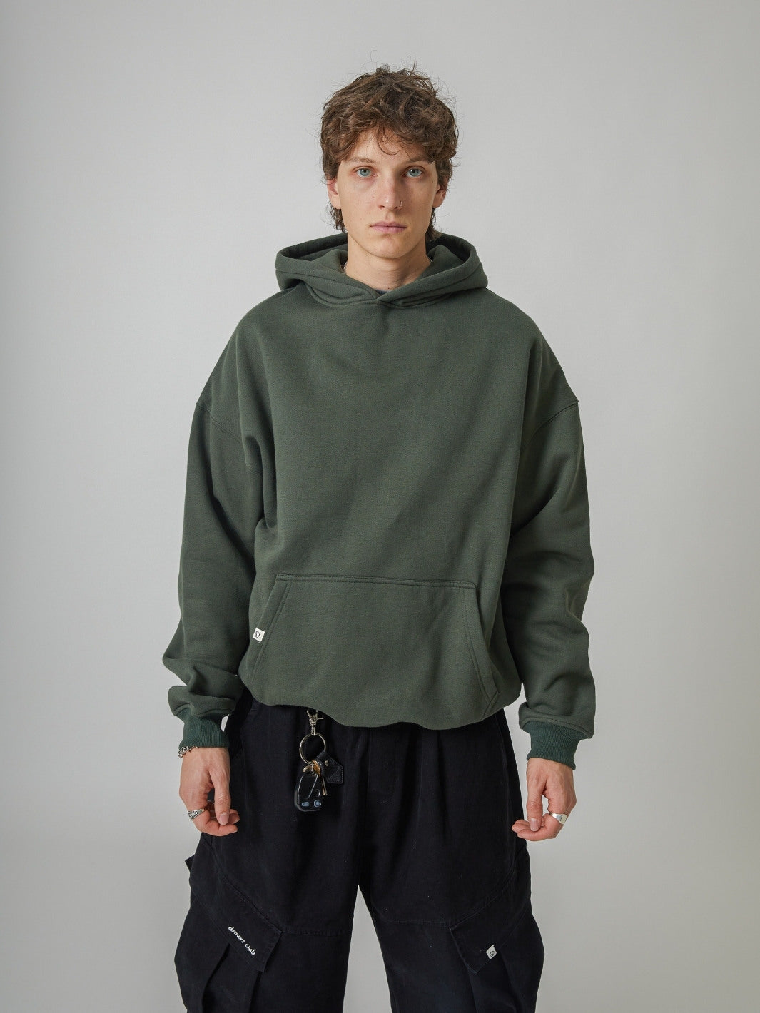 SIGNATURE BASIC HOODIE - MOSS GREEN