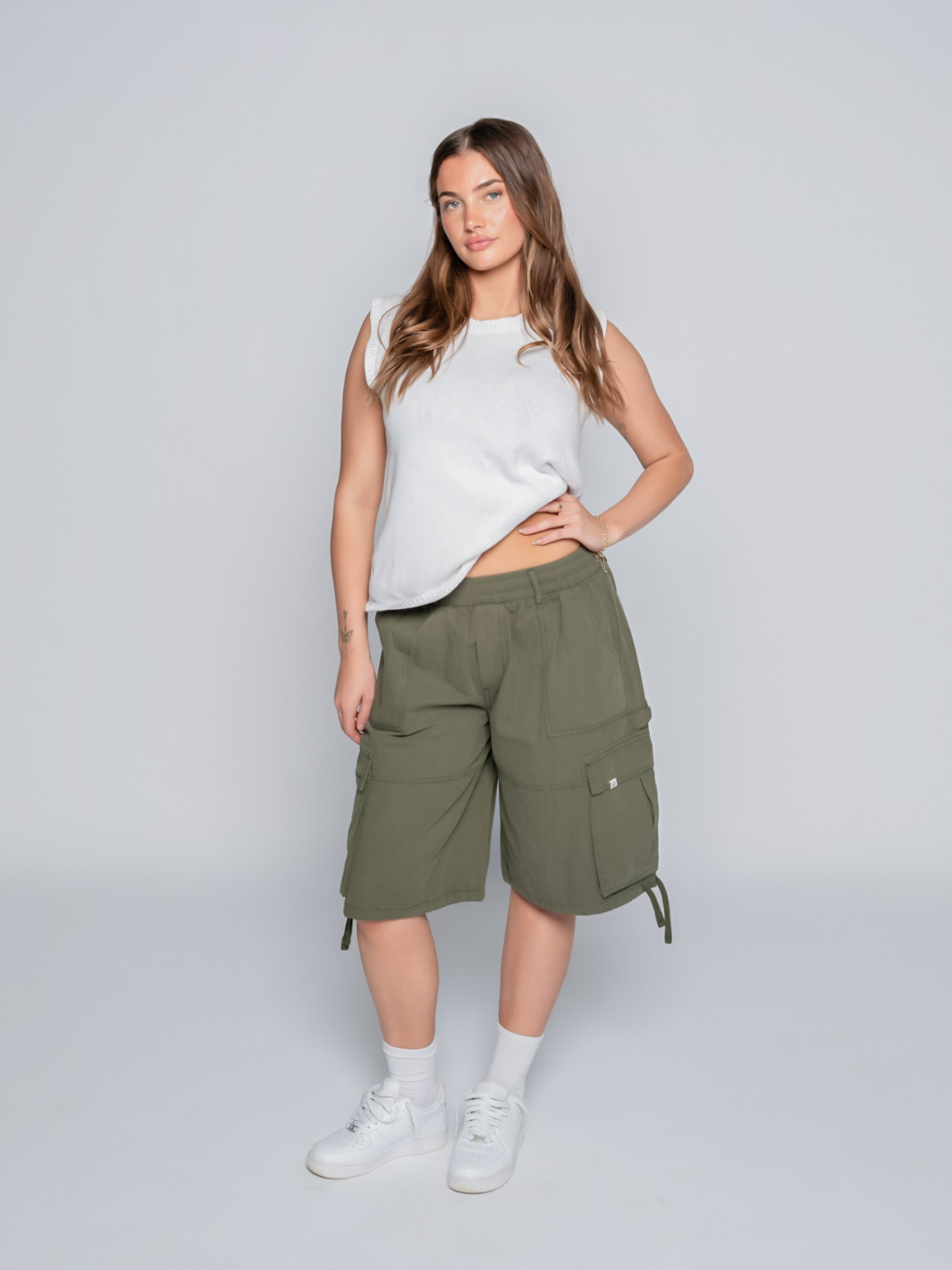 WASHED CARGO SHORTS - ARMY GREEN