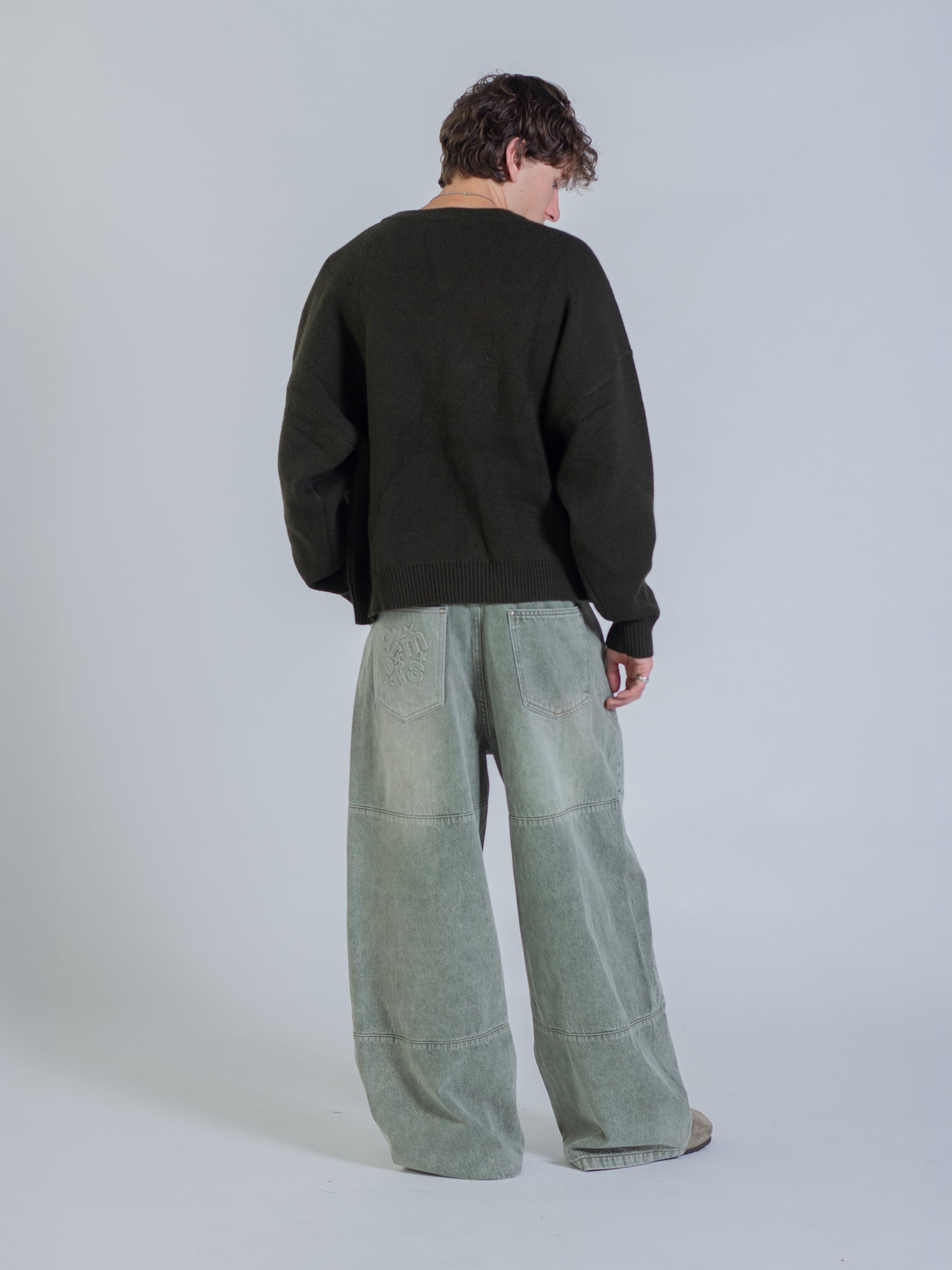 HEART KNIT SWEATER - DEEP OLIVE