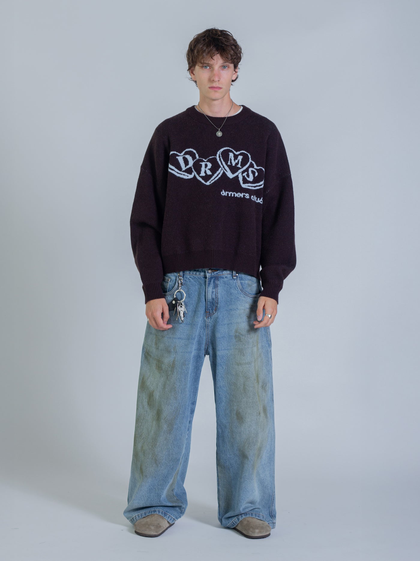 HEART KNIT SWEATER - DARK BROWN
