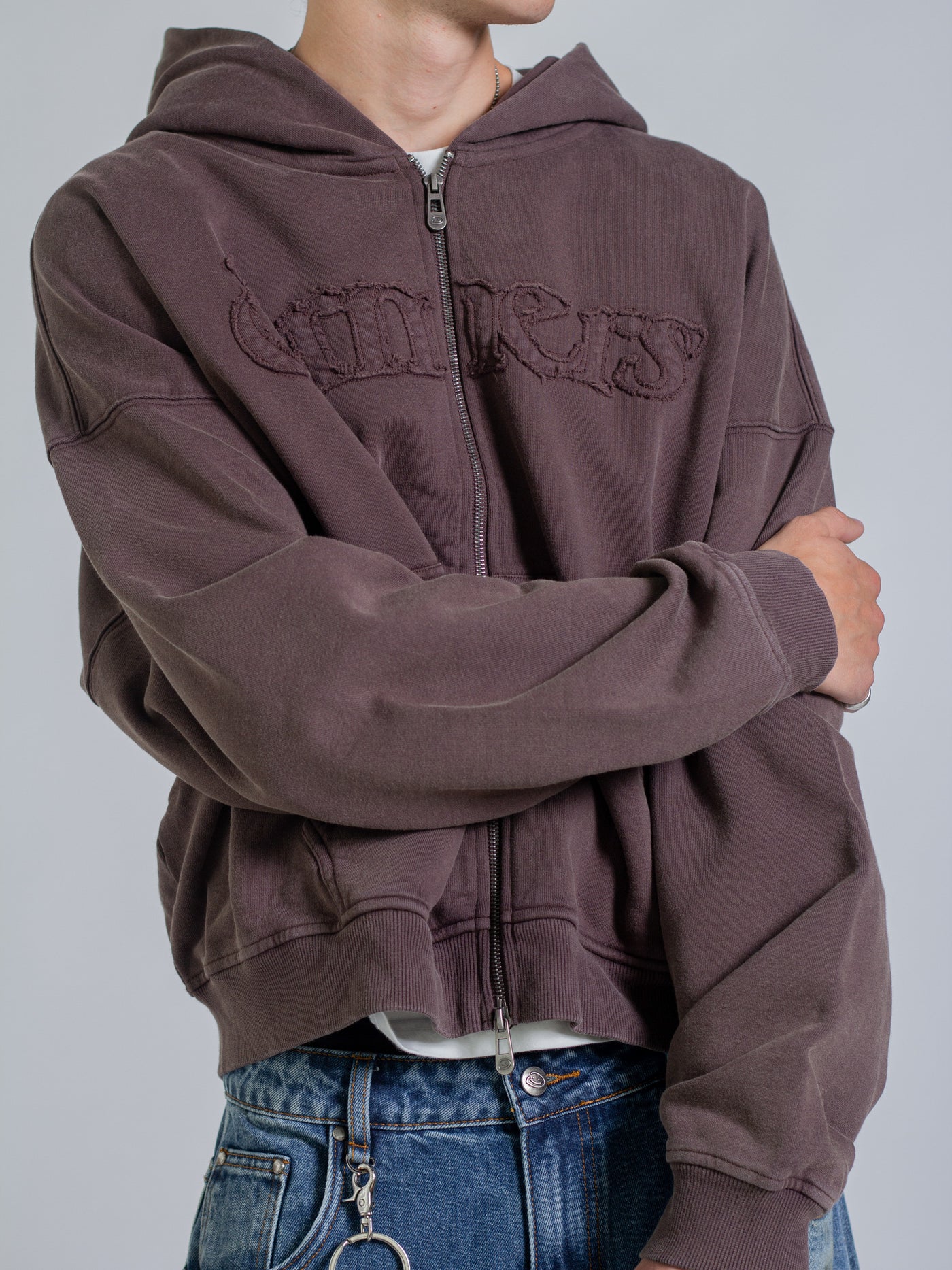 DISTRESSED LOGO ZIP UP - BROWN