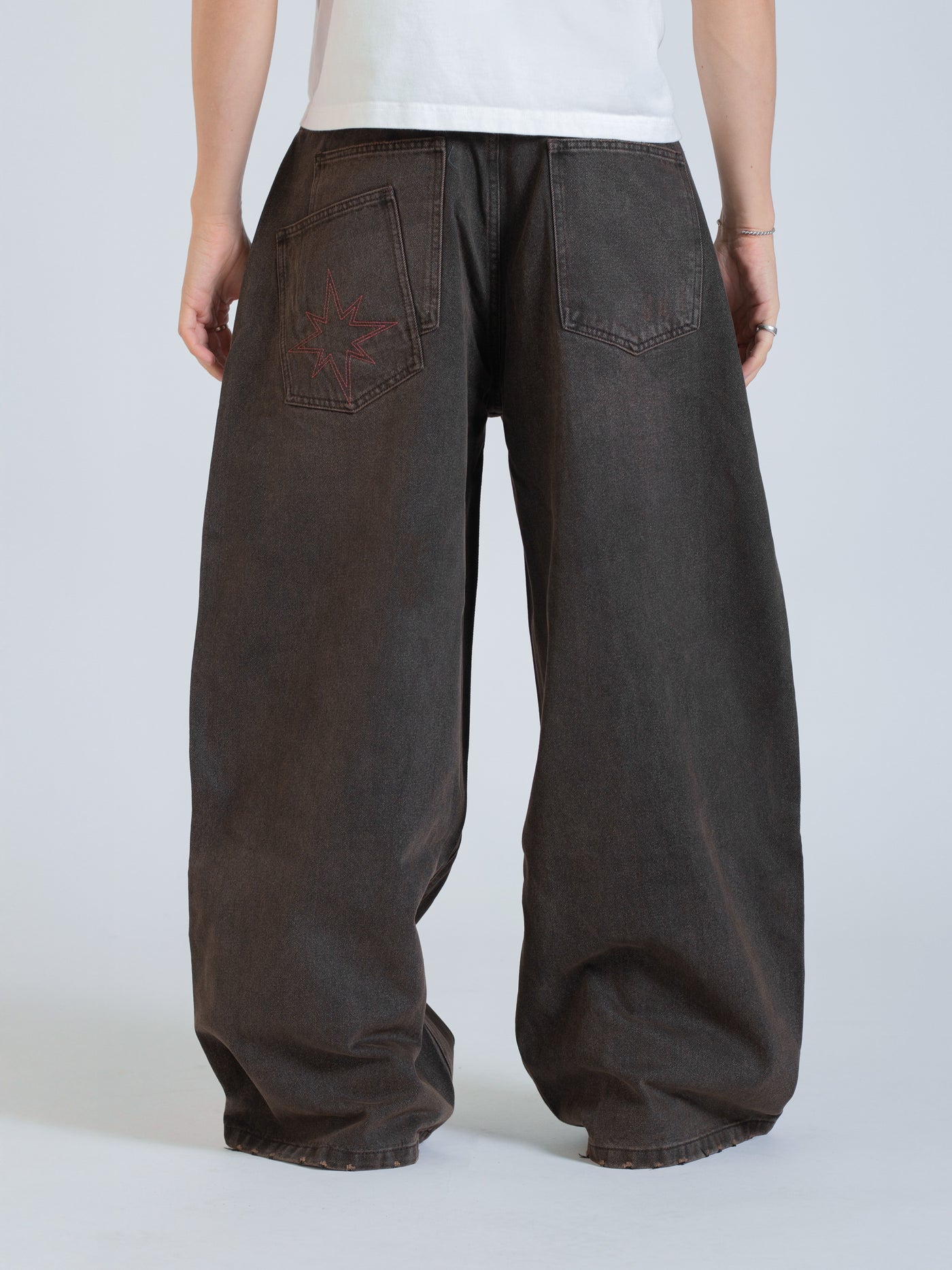 POLARIS JEANS - MUD BROWN