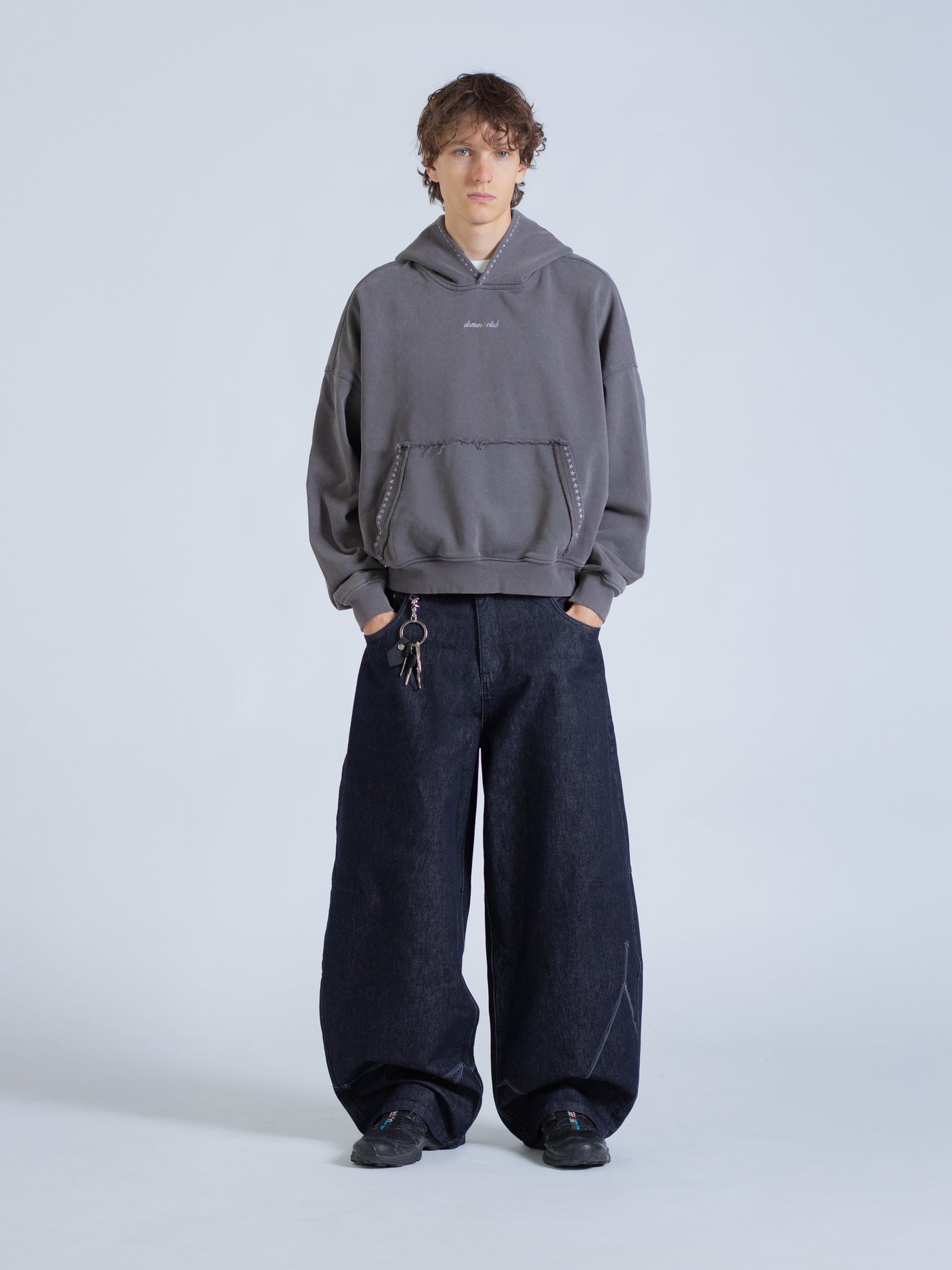 EMBROIDERED STARS HOODIE - WARM GREY