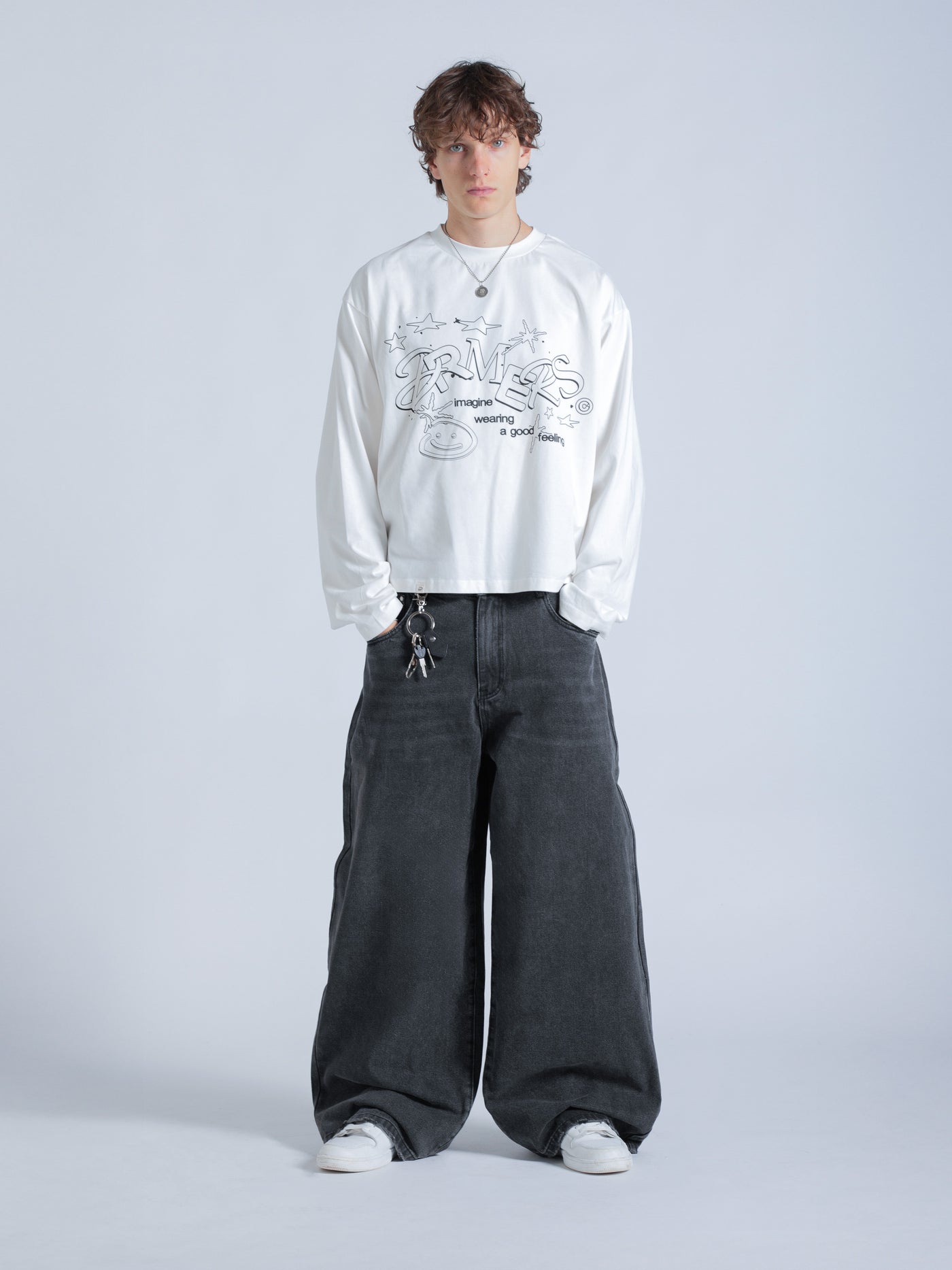 LINEWORK LONG SLEEVE TEE - WHITE