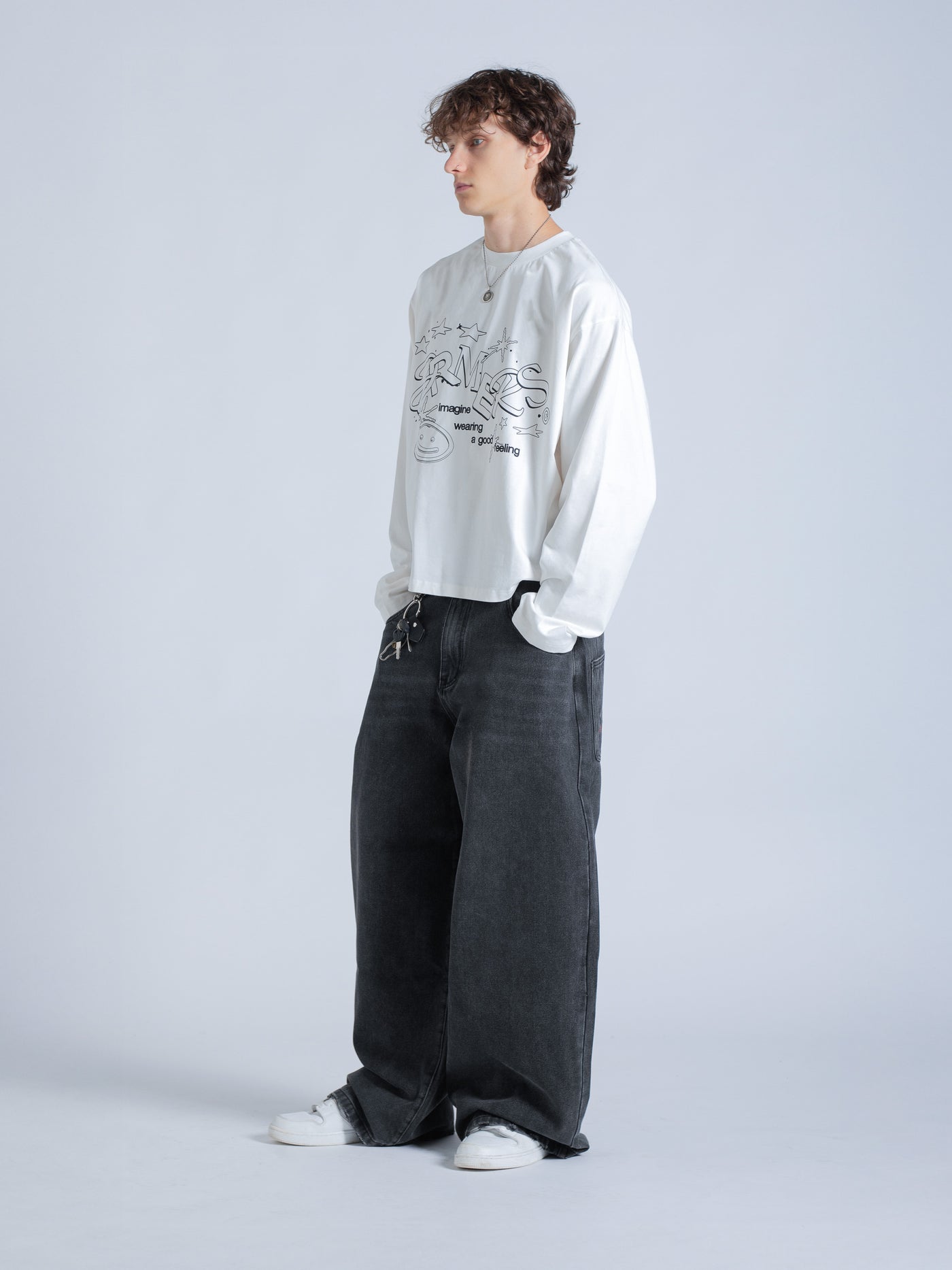 LINEWORK LONG SLEEVE TEE - WHITE