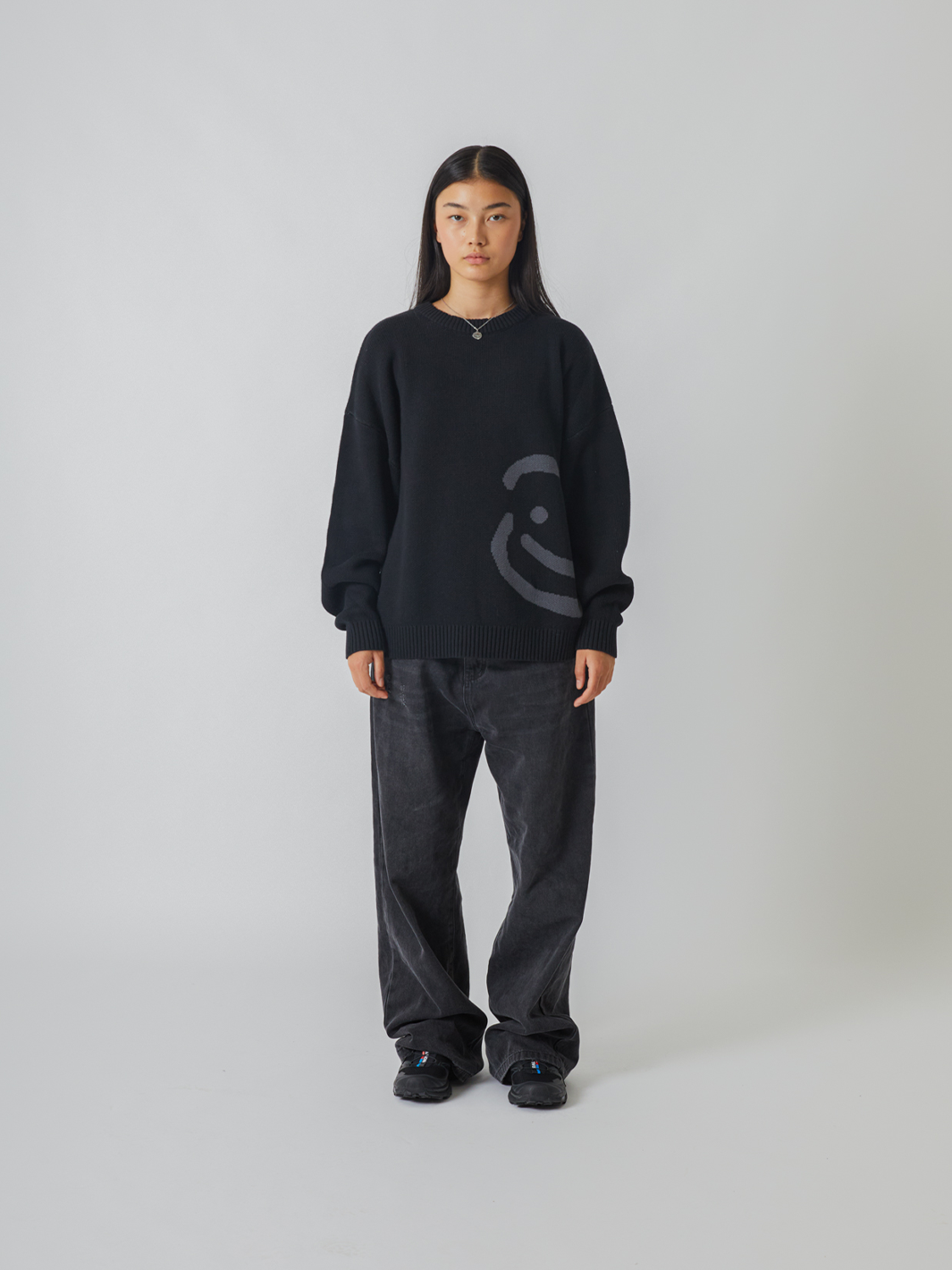 SMILEY LOGO KNIT - BLACK