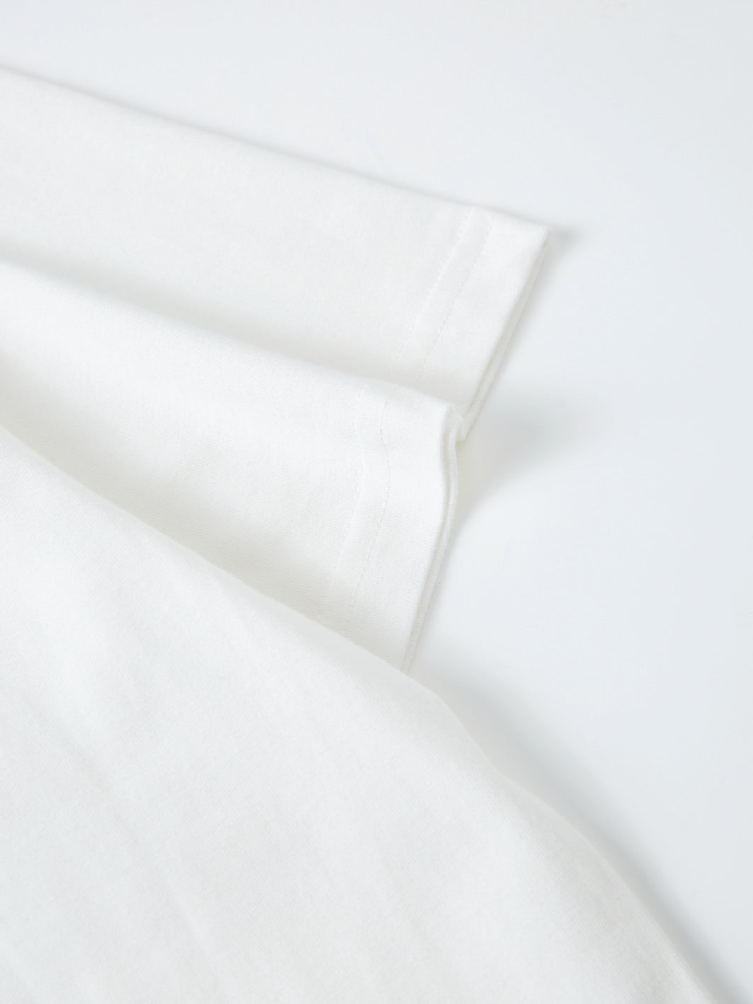 BEAR TEE - WHITE