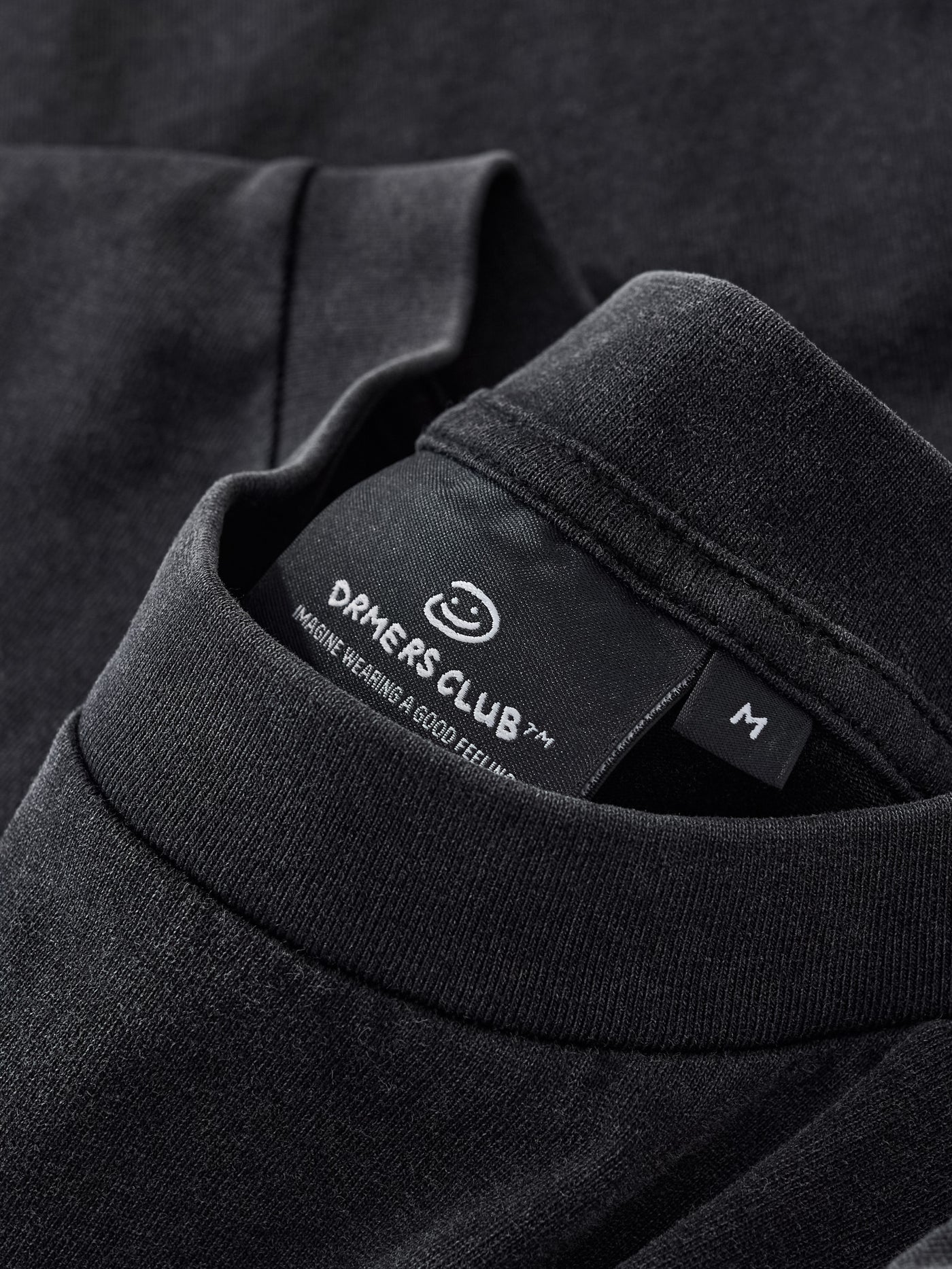 LINEWORK LONG SLEEVE TEE - BLACK