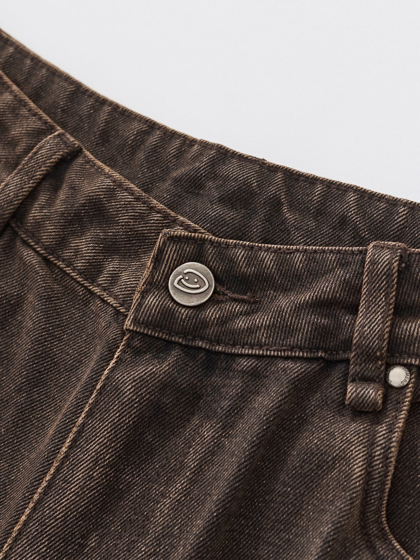 POLARIS JEANS - MUD BROWN