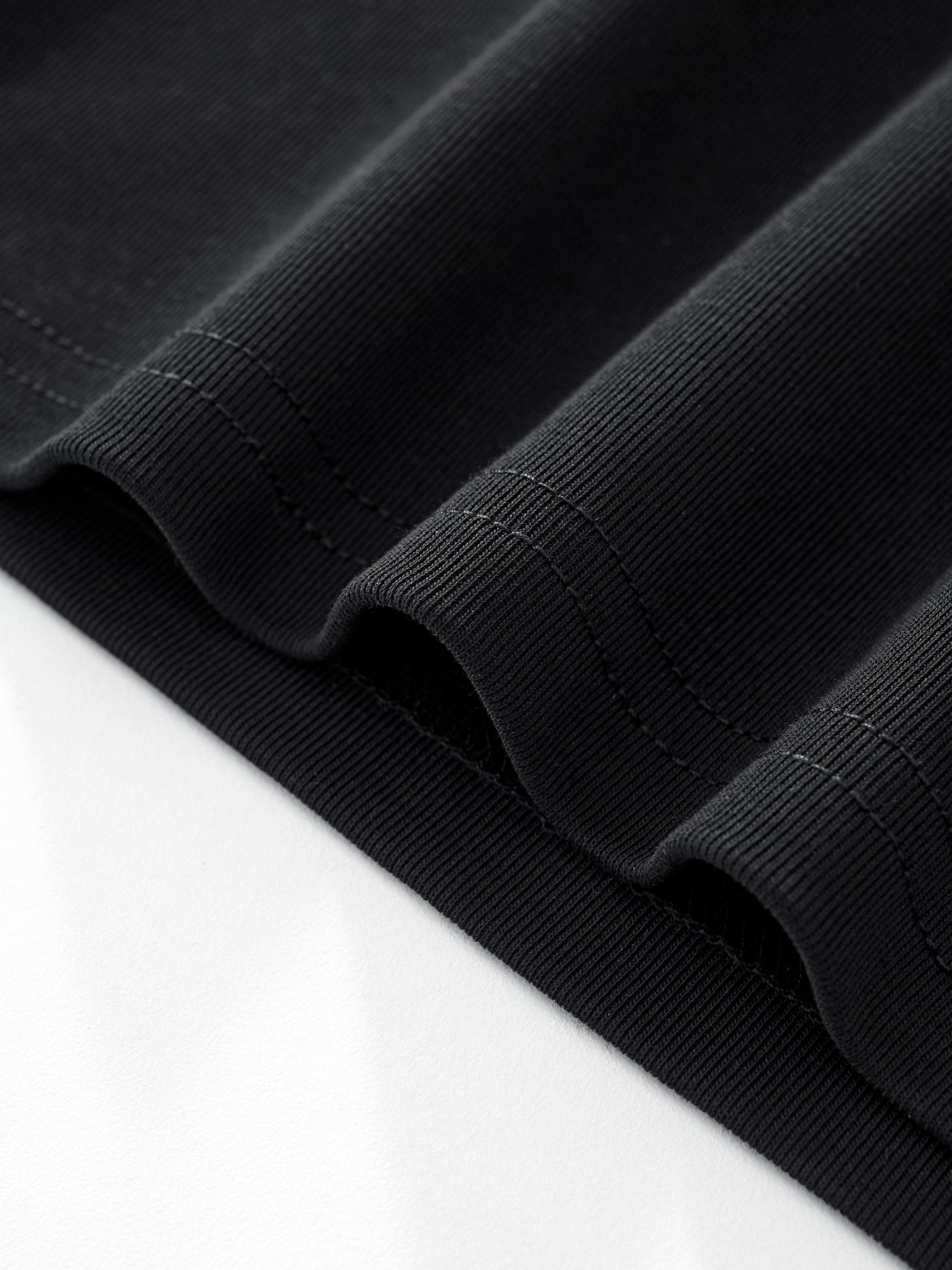 HALTER TANK TOP - BLACK