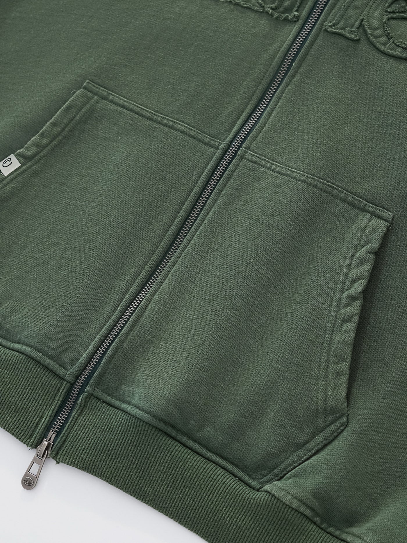 DISTRESSED LOGO ZIP UP - FADED PINE