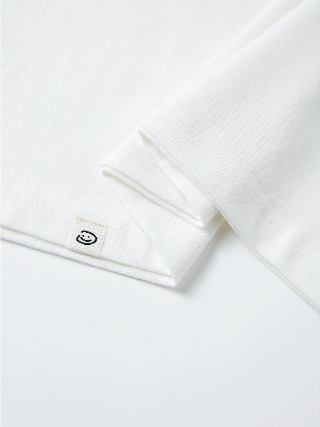 DREAMS DON'T WORK TEE - WHITE