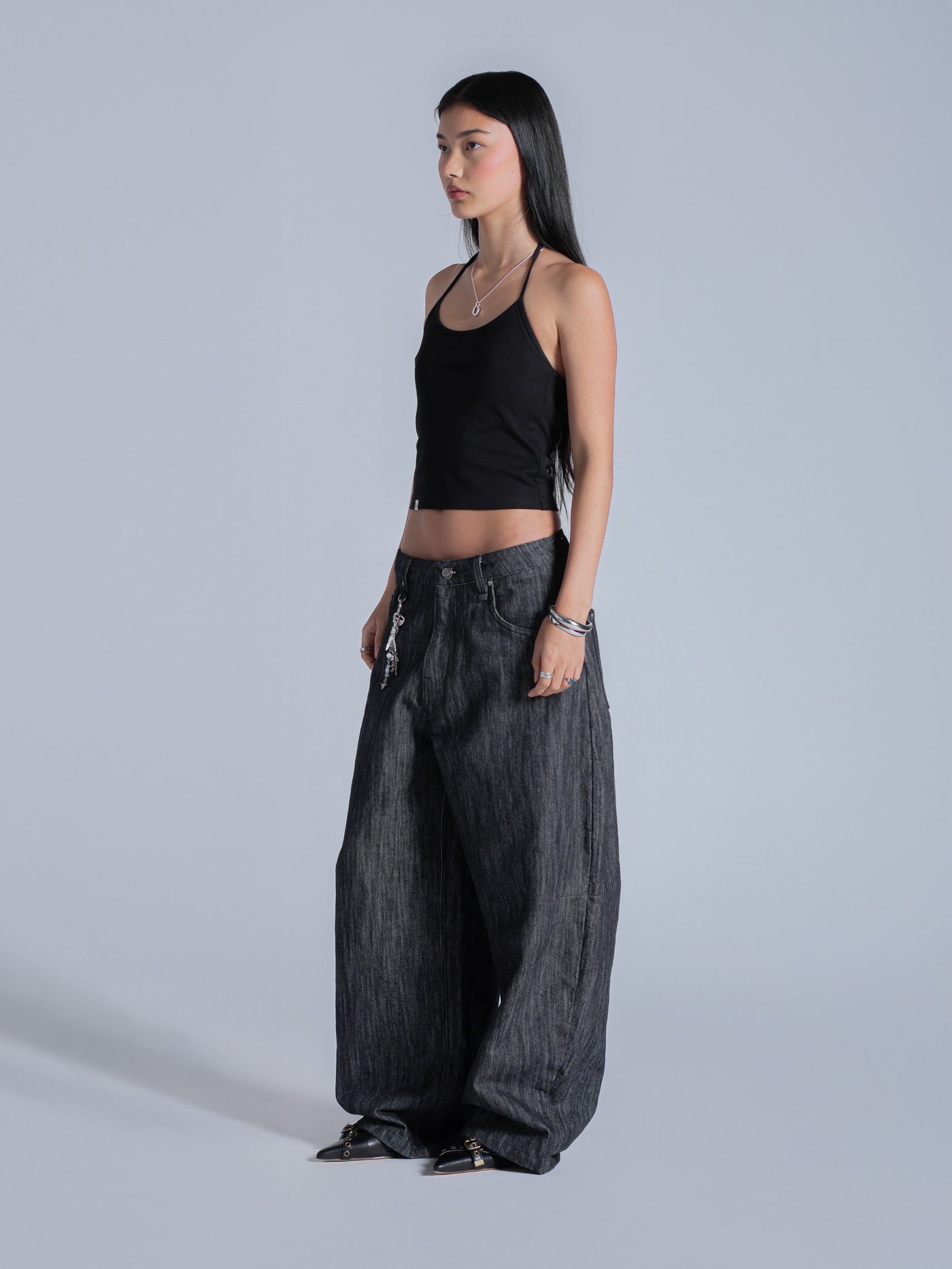 HALTER TANK TOP - BLACK