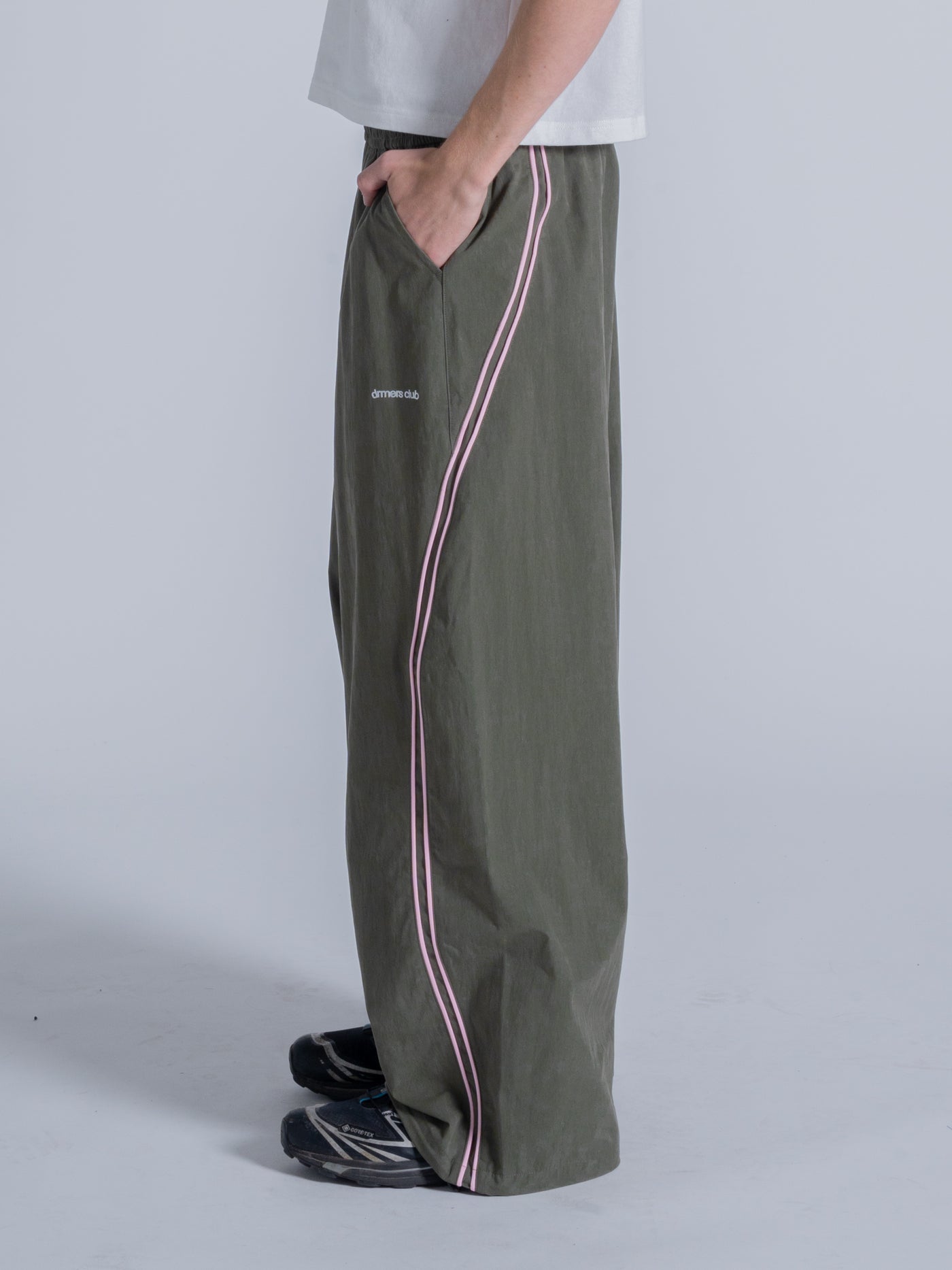 WAVY TRACK PANT - OLIVE GREEN – DRMERS CLUB