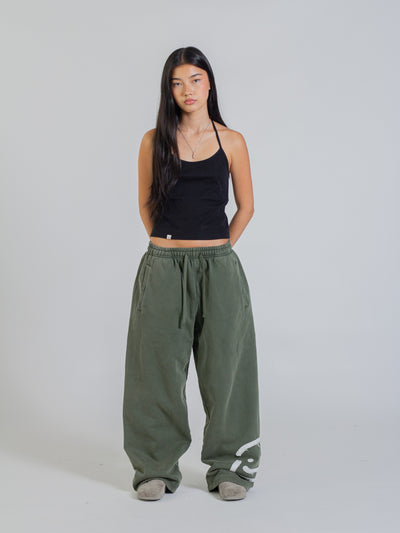 SMILEY PATCH SWEATPANTS - FADED PINE
