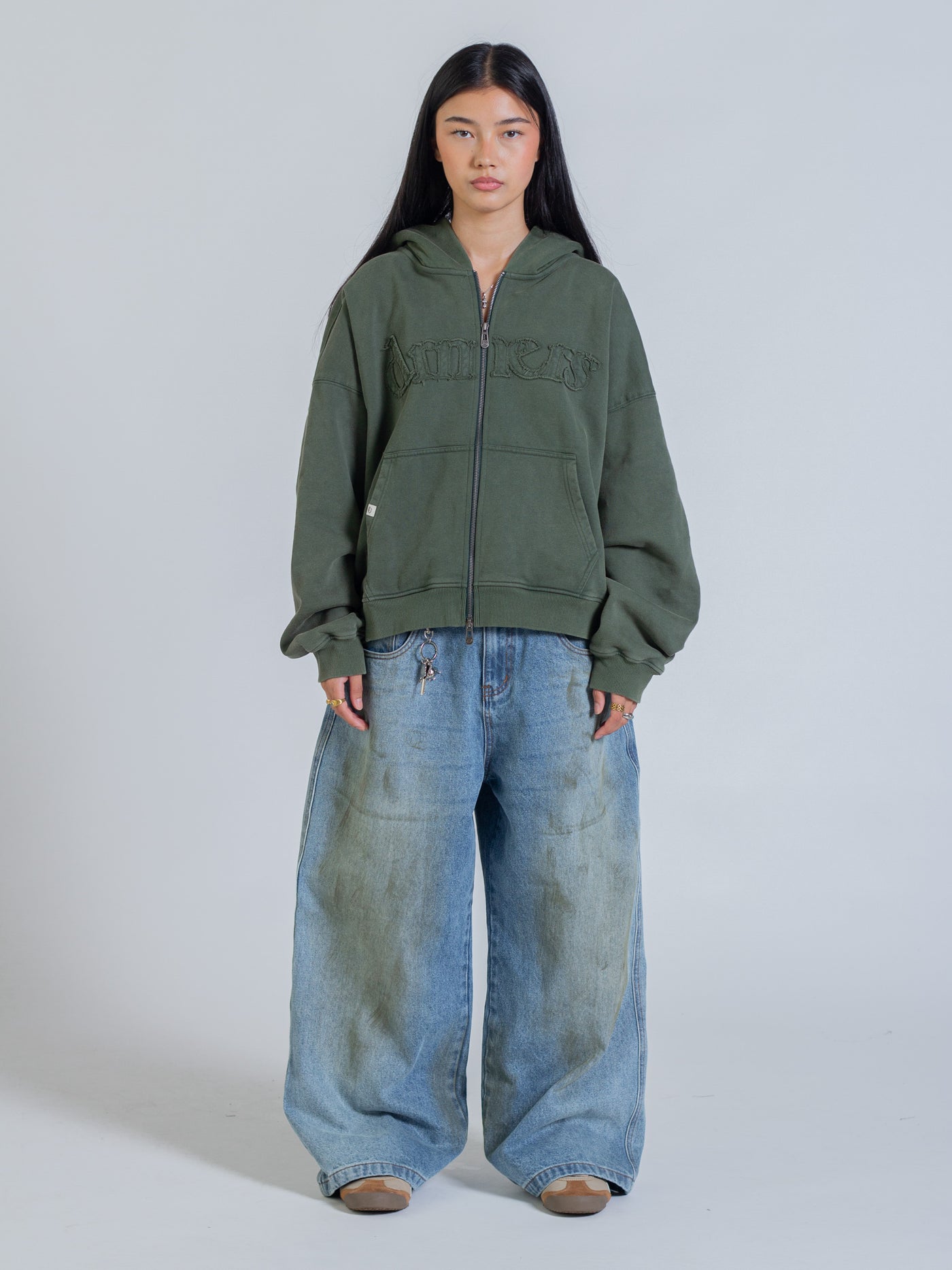 DISTRESSED LOGO ZIP UP - FADED PINE