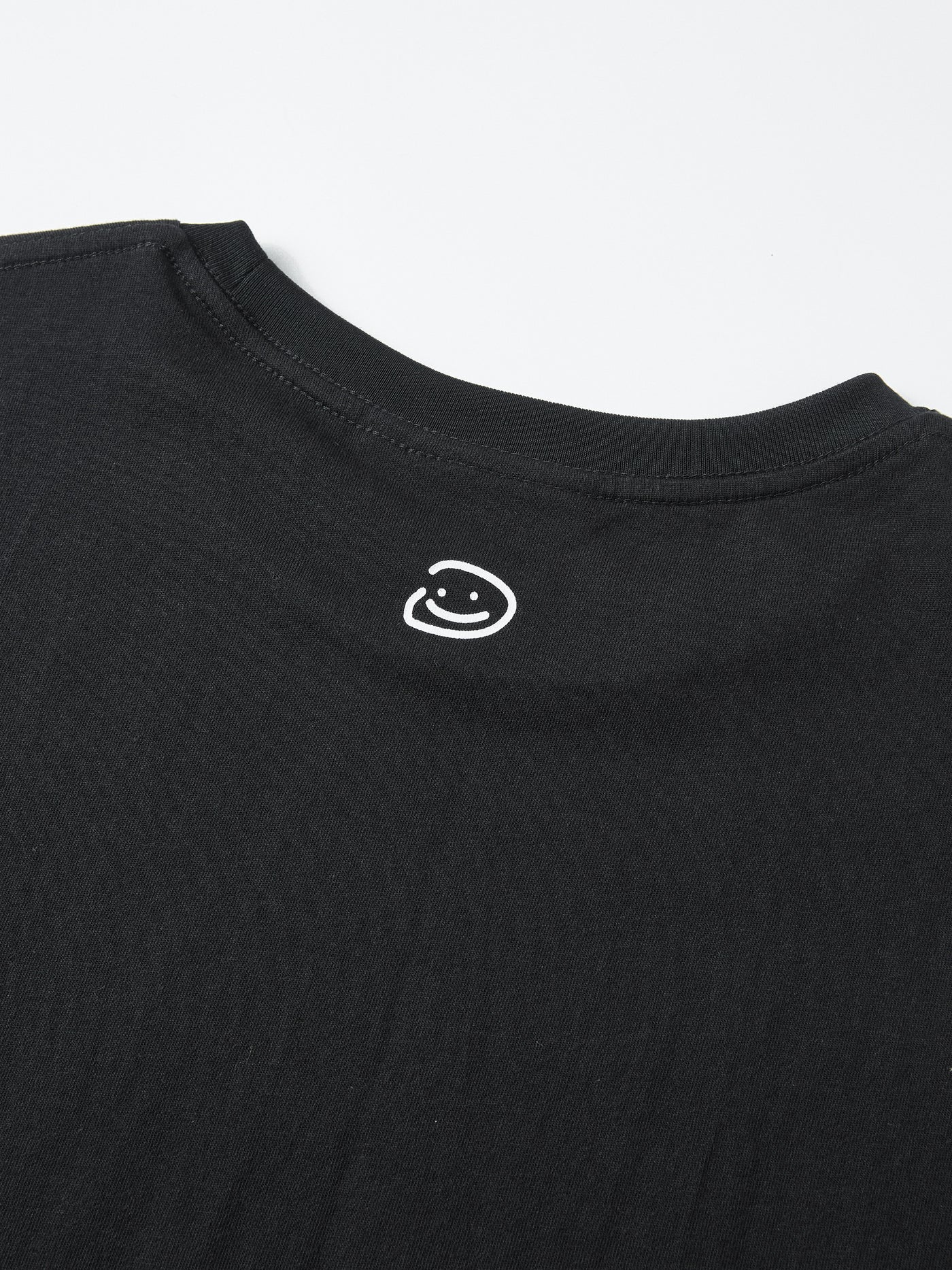 FADED STARS SMILEY TEE - BLACK