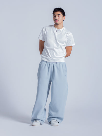 SIGNATURE BAGGY SWEATPANTS - SKY BLUE
