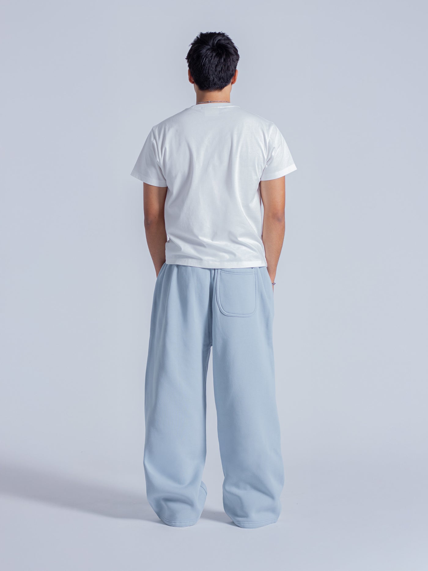 SIGNATURE BAGGY SWEATPANTS - SKY BLUE