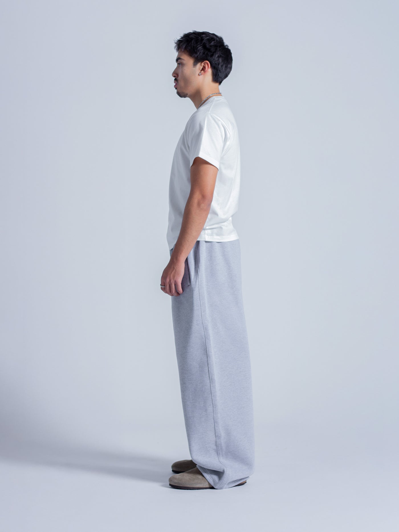 SIGNATURE BAGGY SWEATPANTS - HEATHER GREY