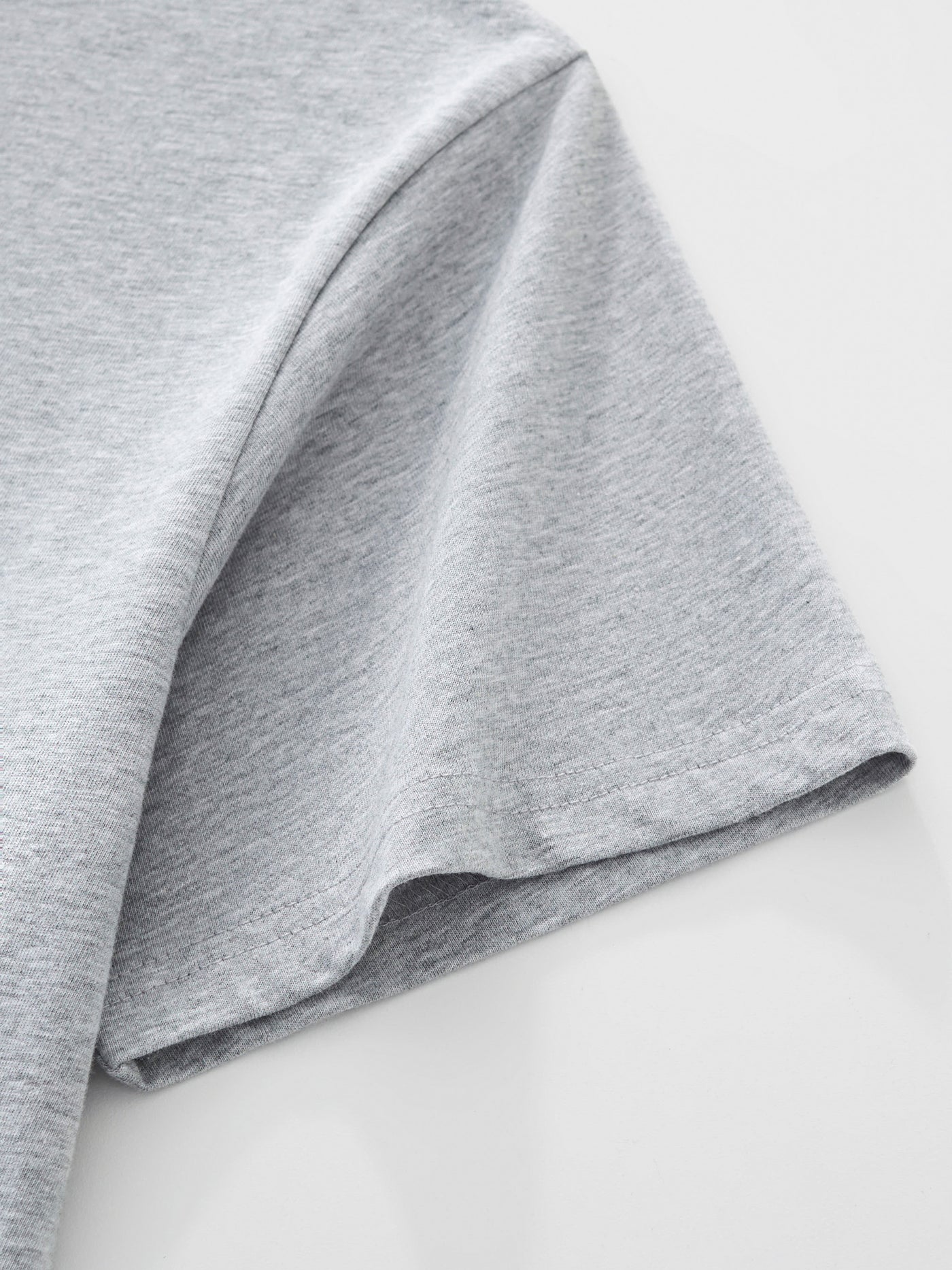 DAILY FITTED TEE - GREY