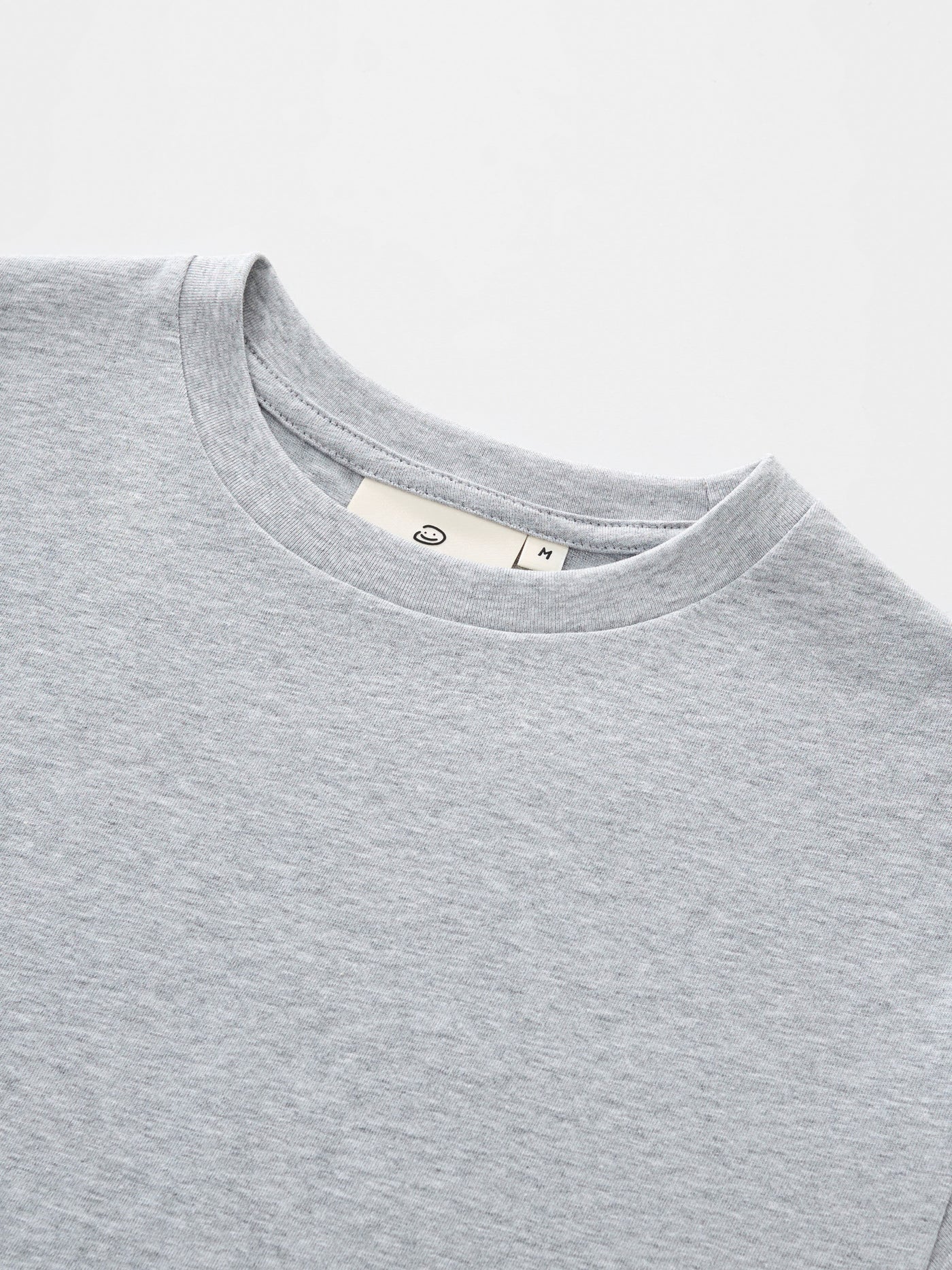 DAILY FITTED TEE - GREY