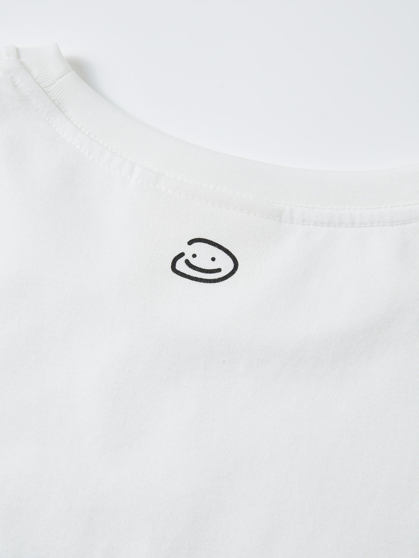 HOLLOW DRMERS TEE - WHITE
