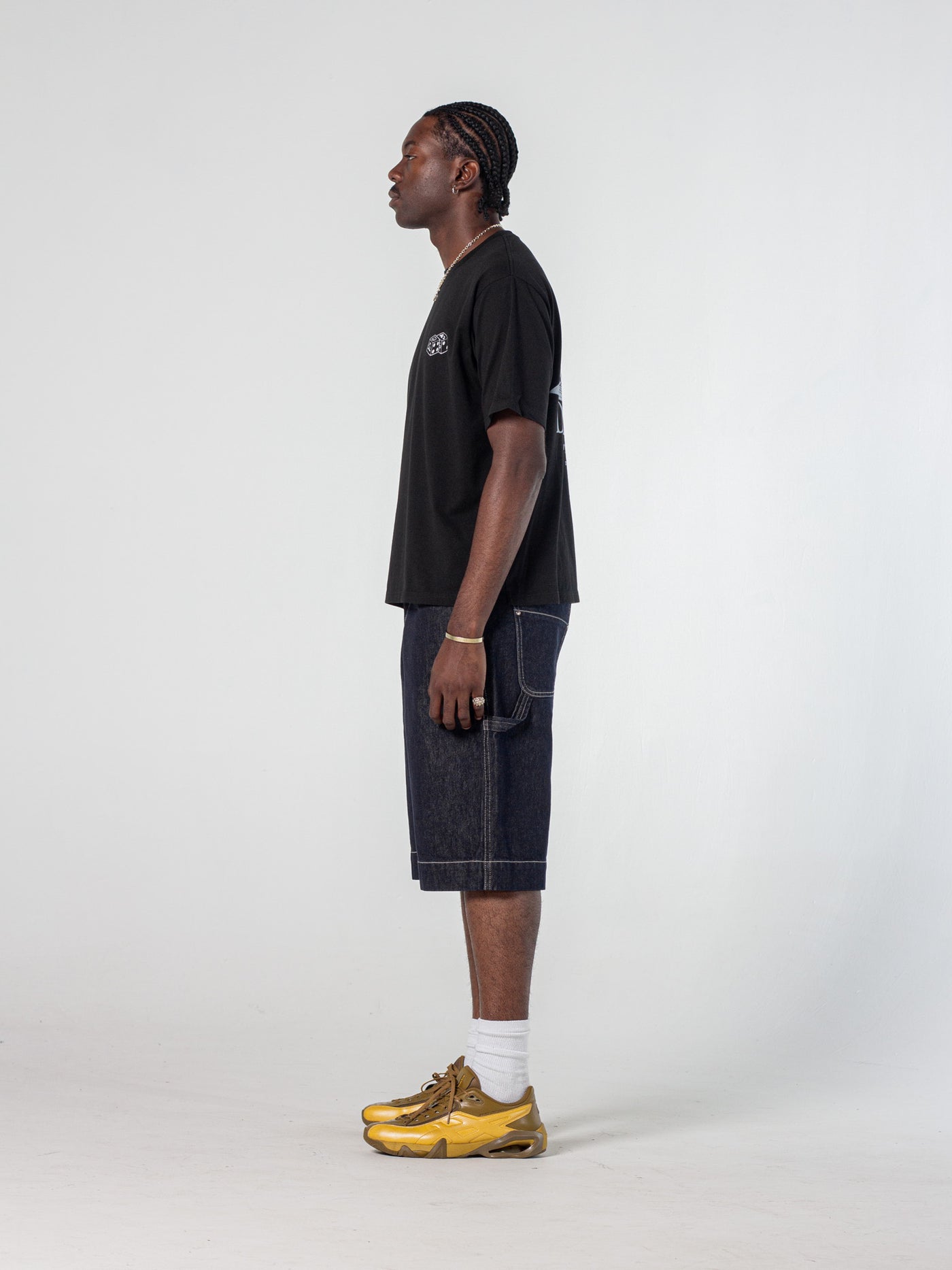 GAME PIECES TEE - BLACK