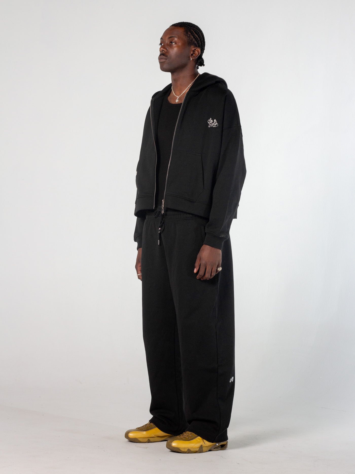 MONOPOLY MAN X DRMER KID SWEATPANTS - BLACK