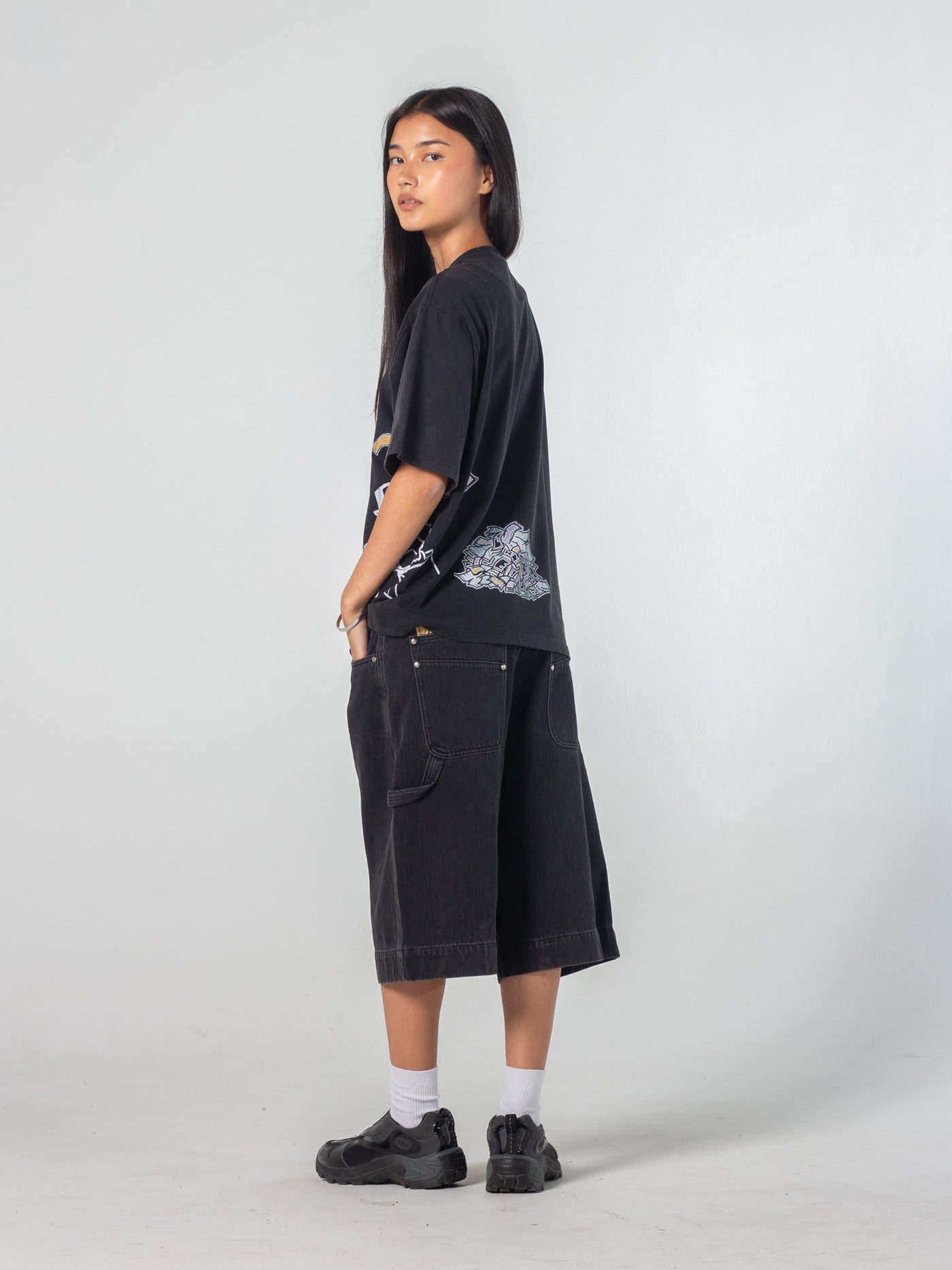 CHANCE ENCOUNTER TEE - VINTAGE BLACK