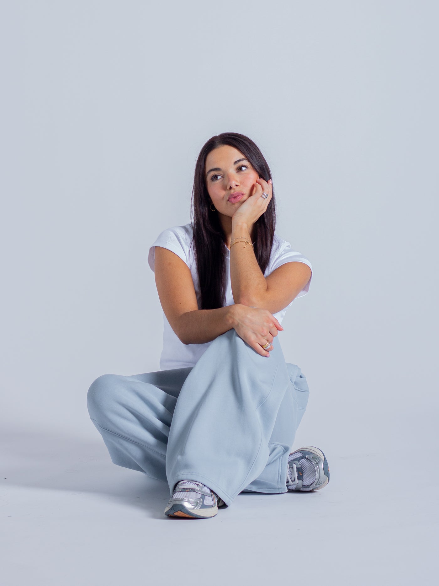 SIGNATURE BAGGY SWEATPANTS - SKY BLUE