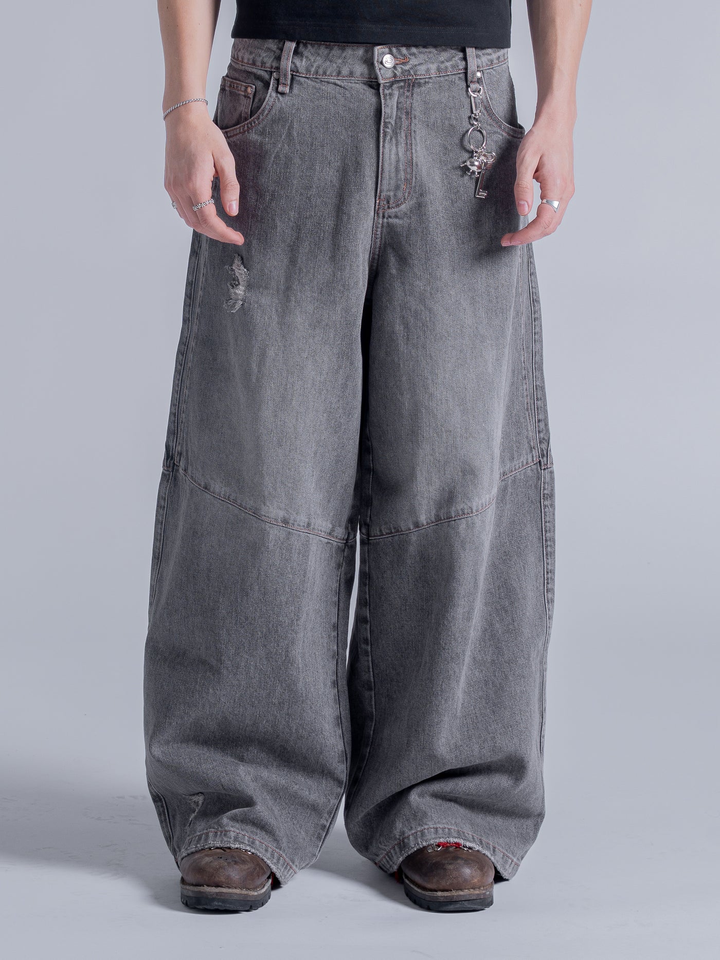 RECONSTRUCTION JEANS - GREY – DRMERS CLUB