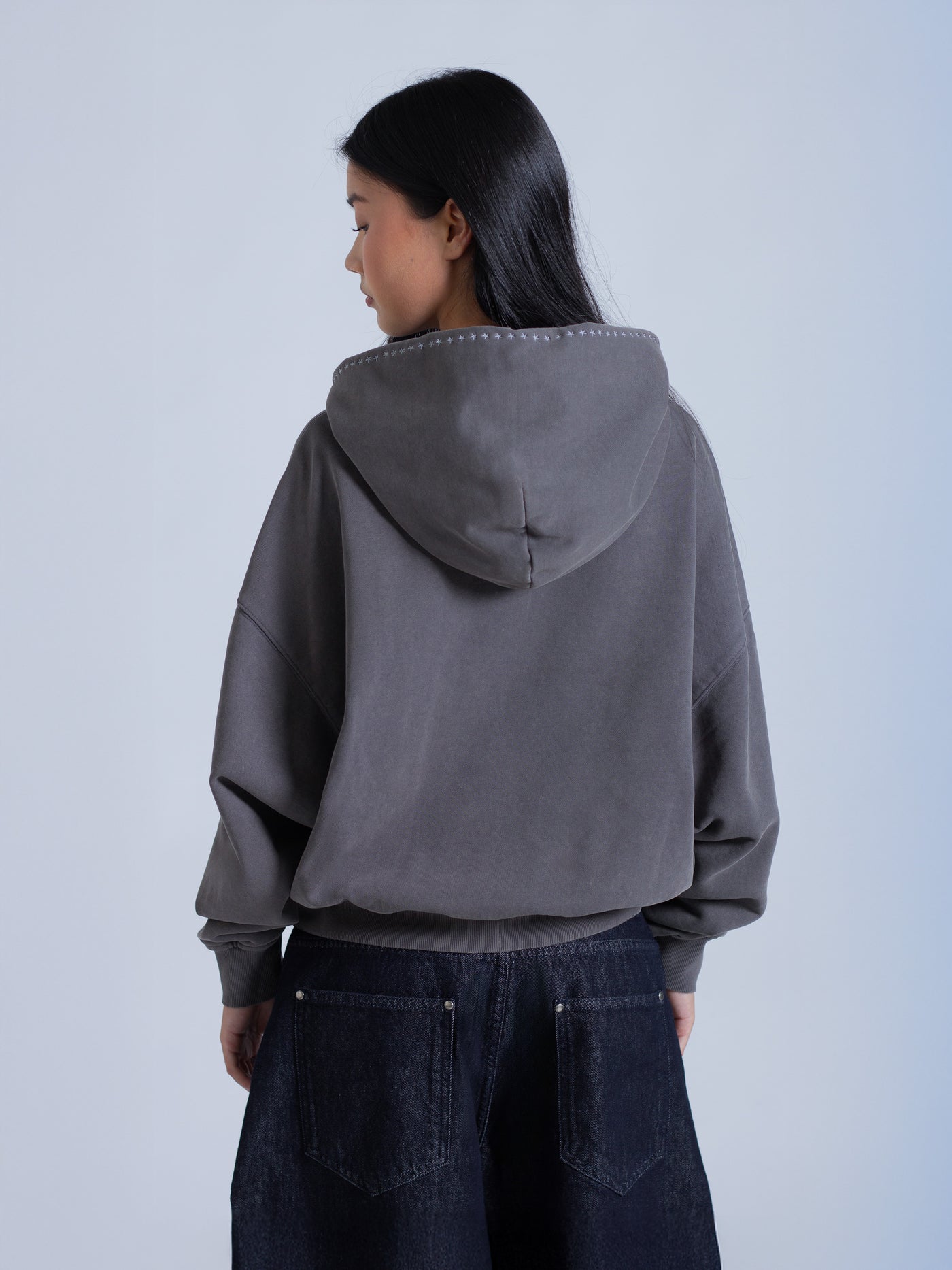 EMBROIDERED STARS HOODIE - WARM GREY