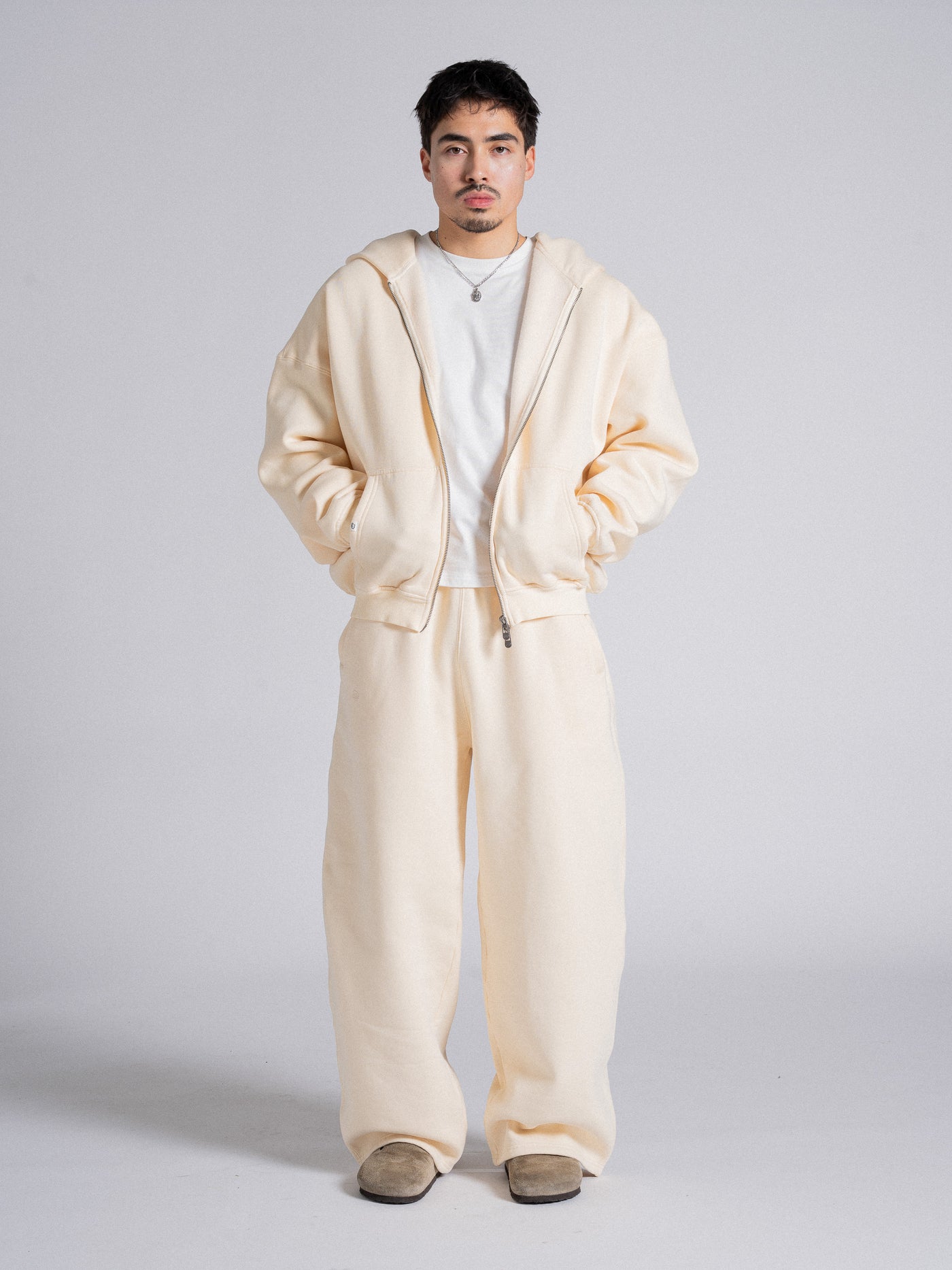 SIGNATURE BASIC ZIP UP - CREAM – DRMERS CLUB