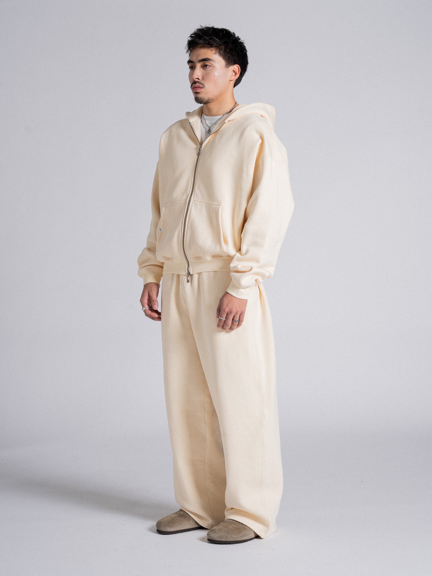 SIGNATURE BASIC ZIP UP - CREAM – DRMERS CLUB