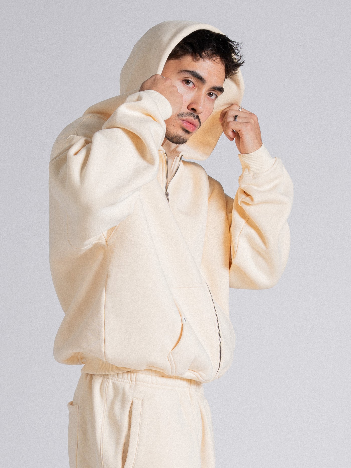 SIGNATURE BASIC ZIP UP - CREAM – DRMERS CLUB