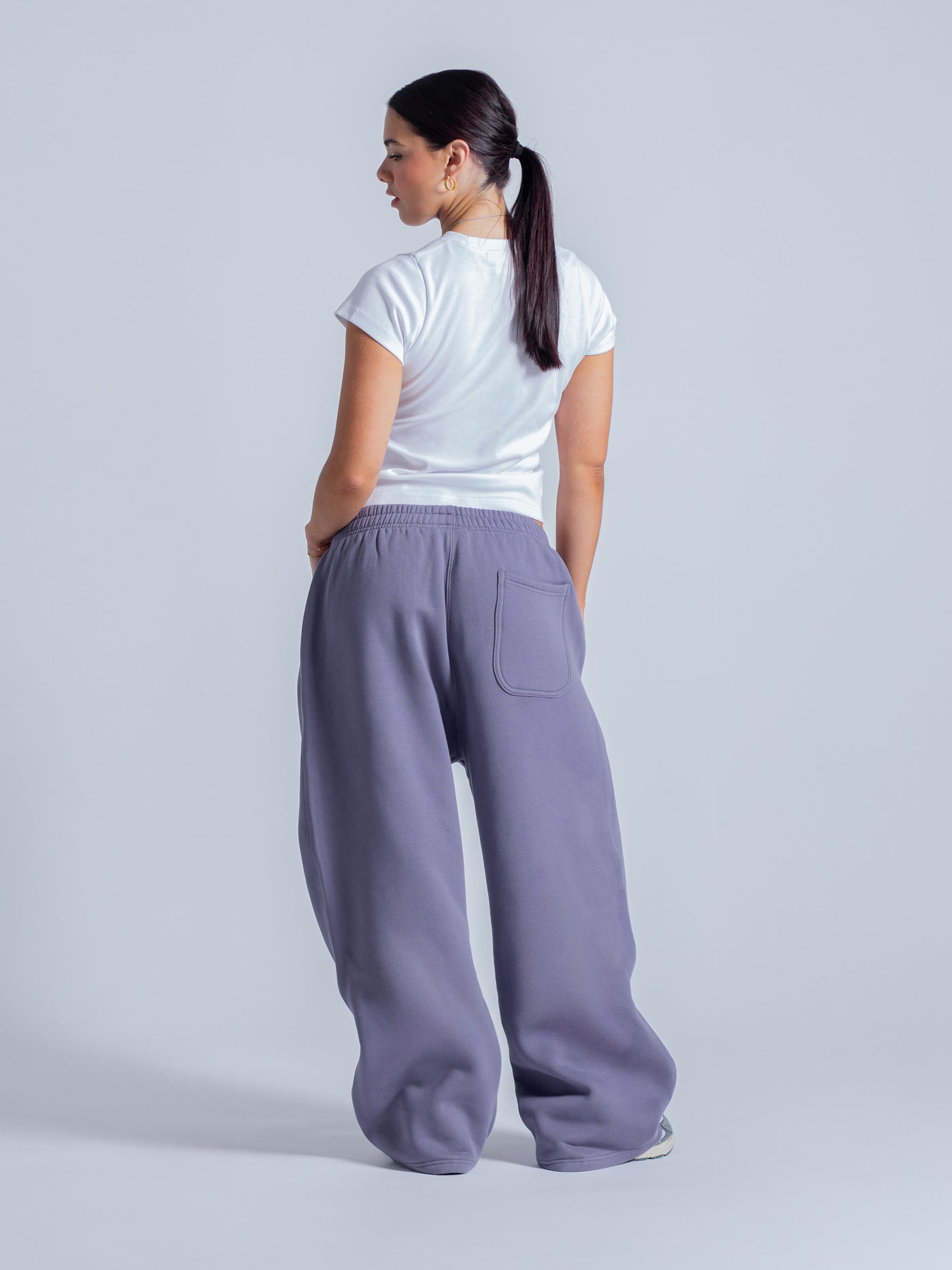 SIGNATURE BAGGY SWEATPANTS - DUSTY VIOLET