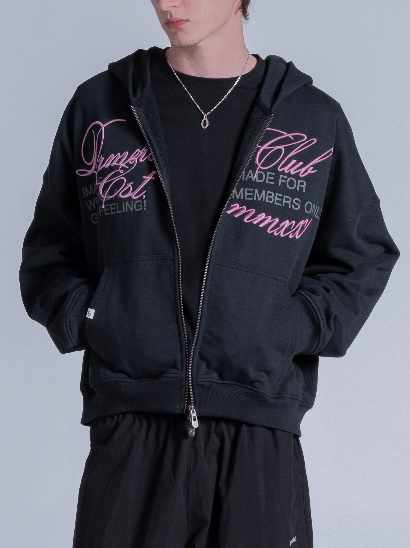 CURSIVE ZIP UP - BLACK – DRMERS CLUB