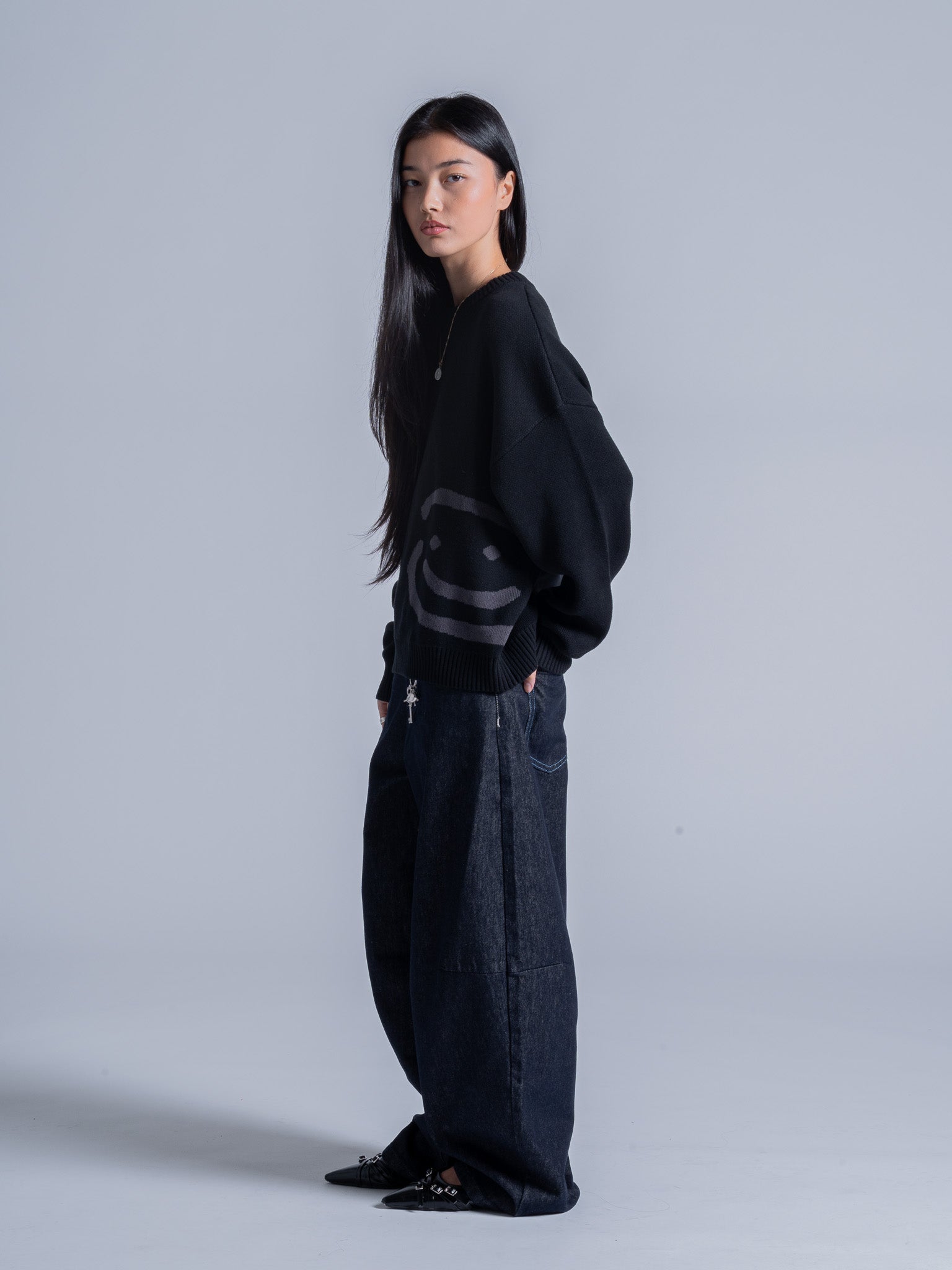 SMILEY LOGO KNIT - BLACK