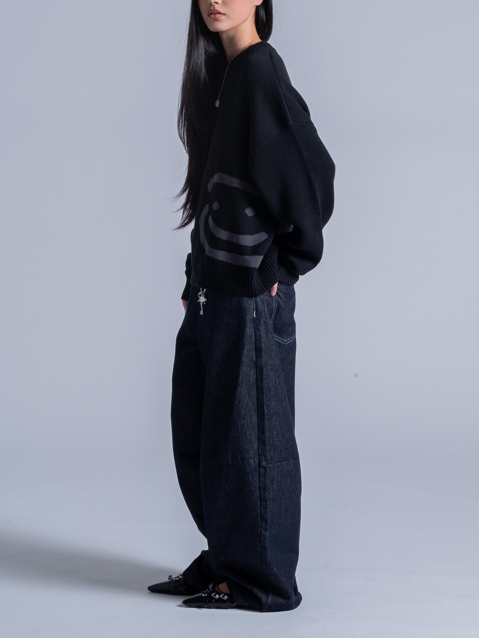 SMILEY LOGO KNIT - BLACK
