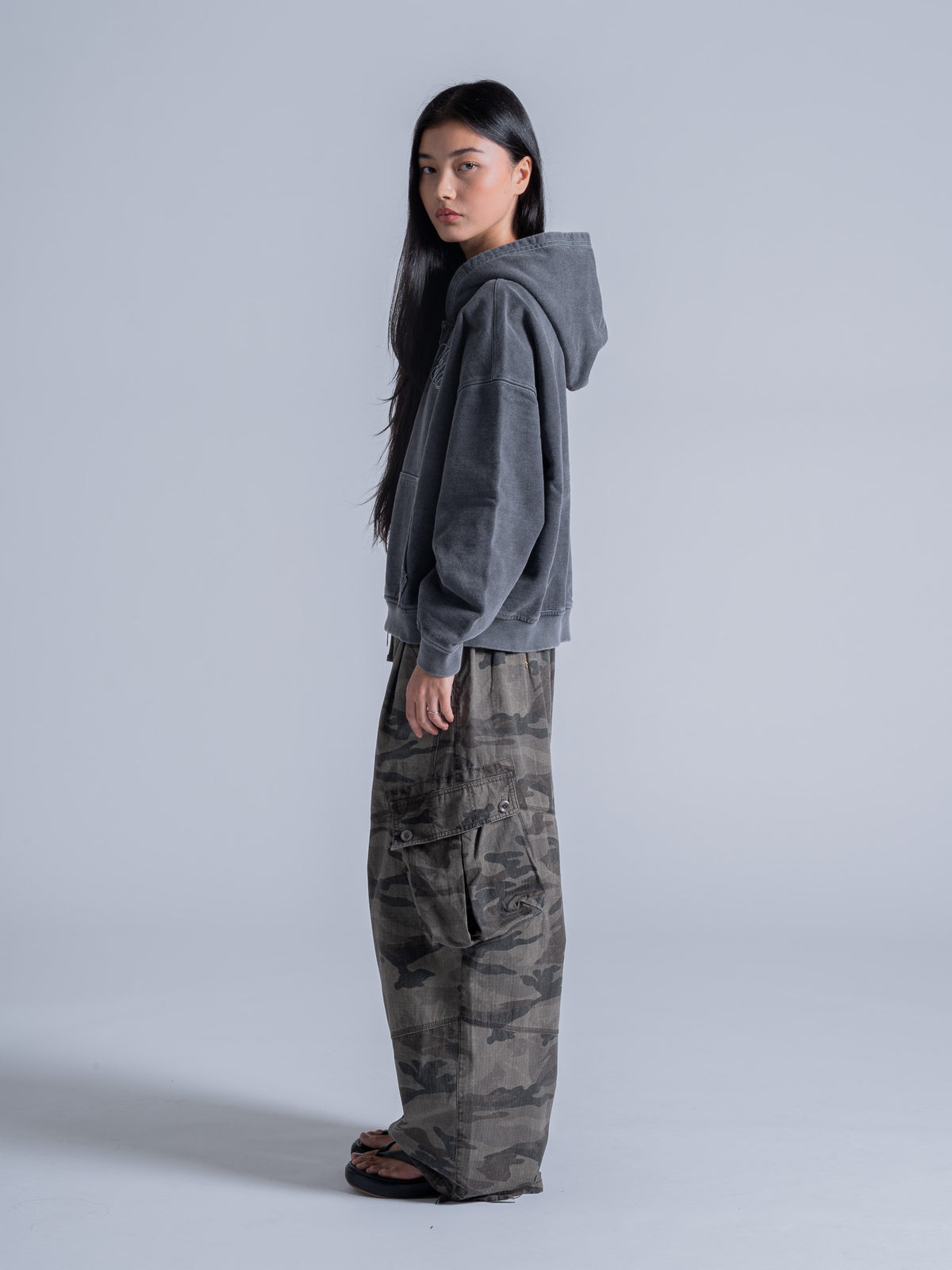 CONTRAST STITCH ZIP UP - VINTAGE GREY
