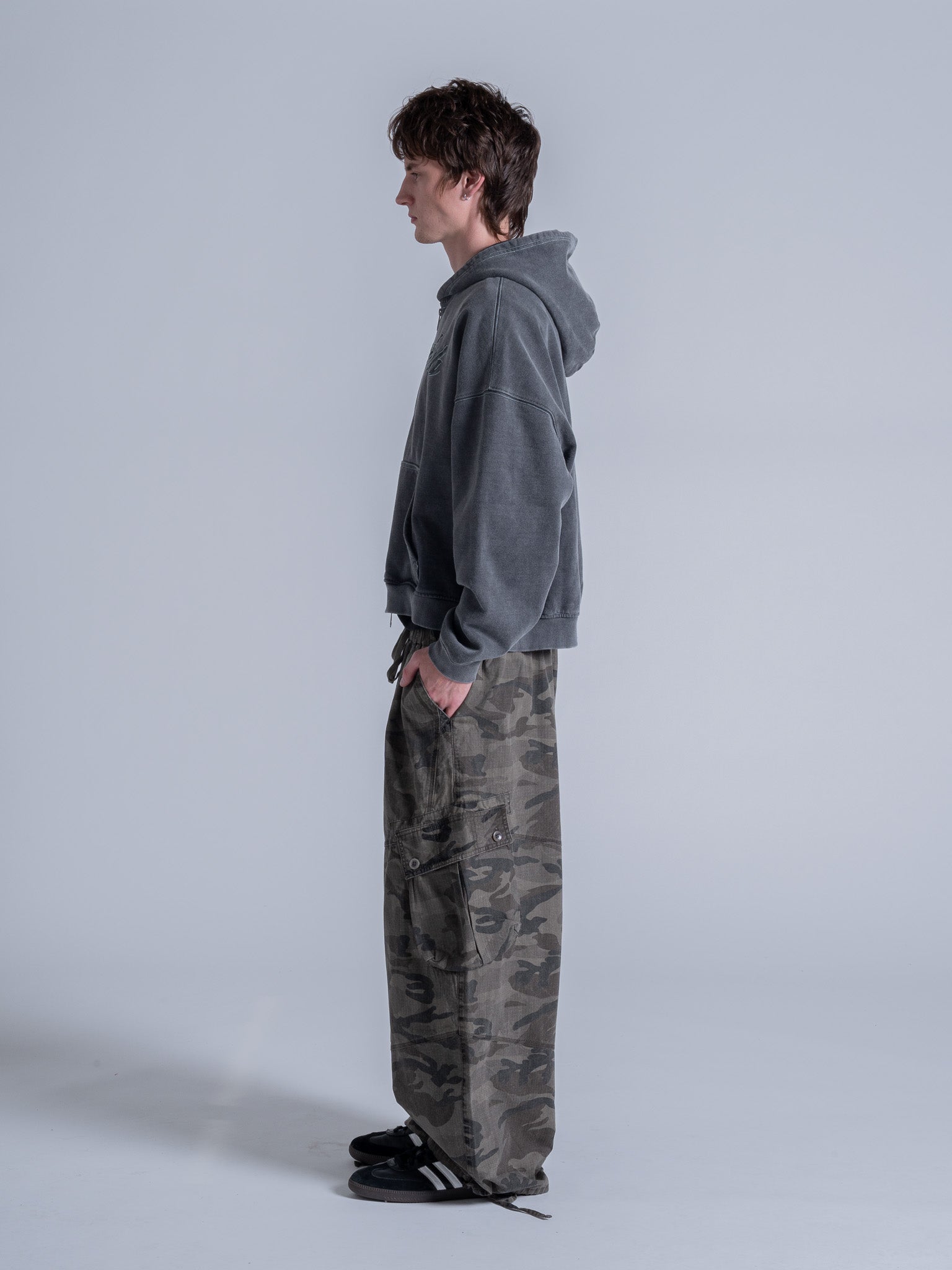 CONTRAST STITCH ZIP UP - VINTAGE GREY