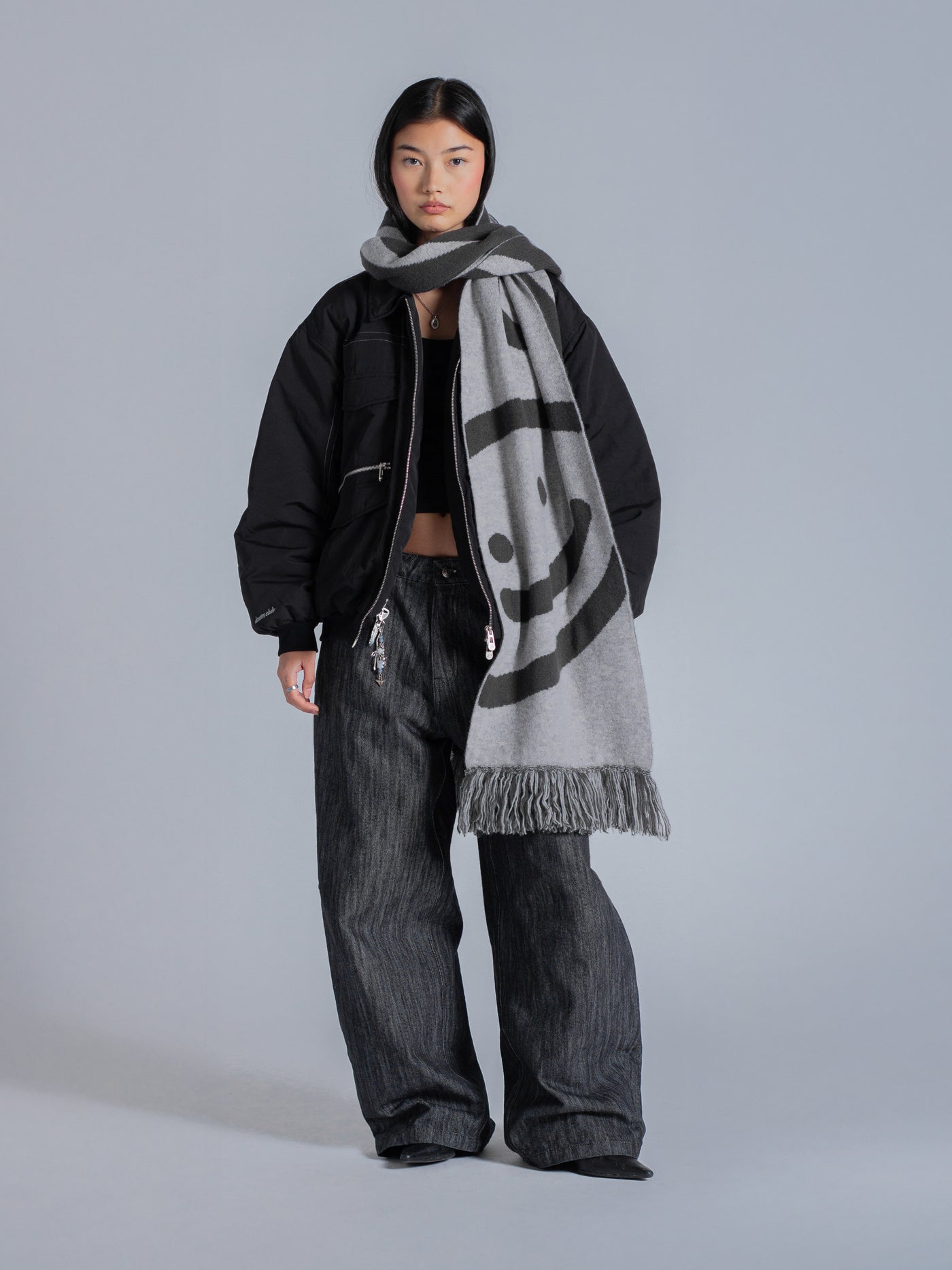 SMILEY LOGO SCARF - BLACK/GREY