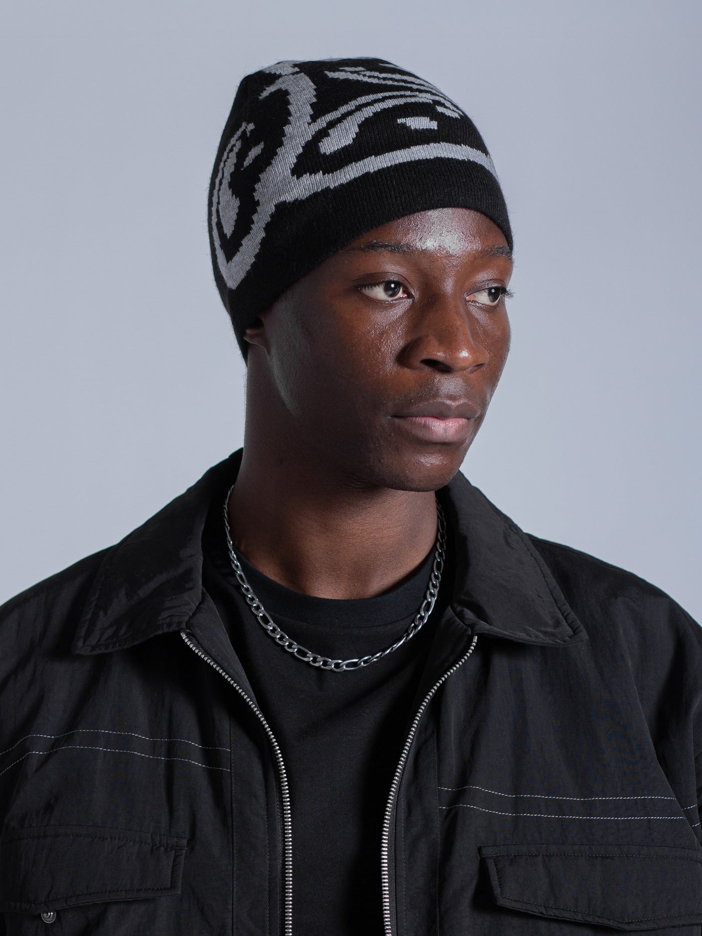 REVERSIBLE FREEFALL SMILEY BEANIE - BLACK/GREY